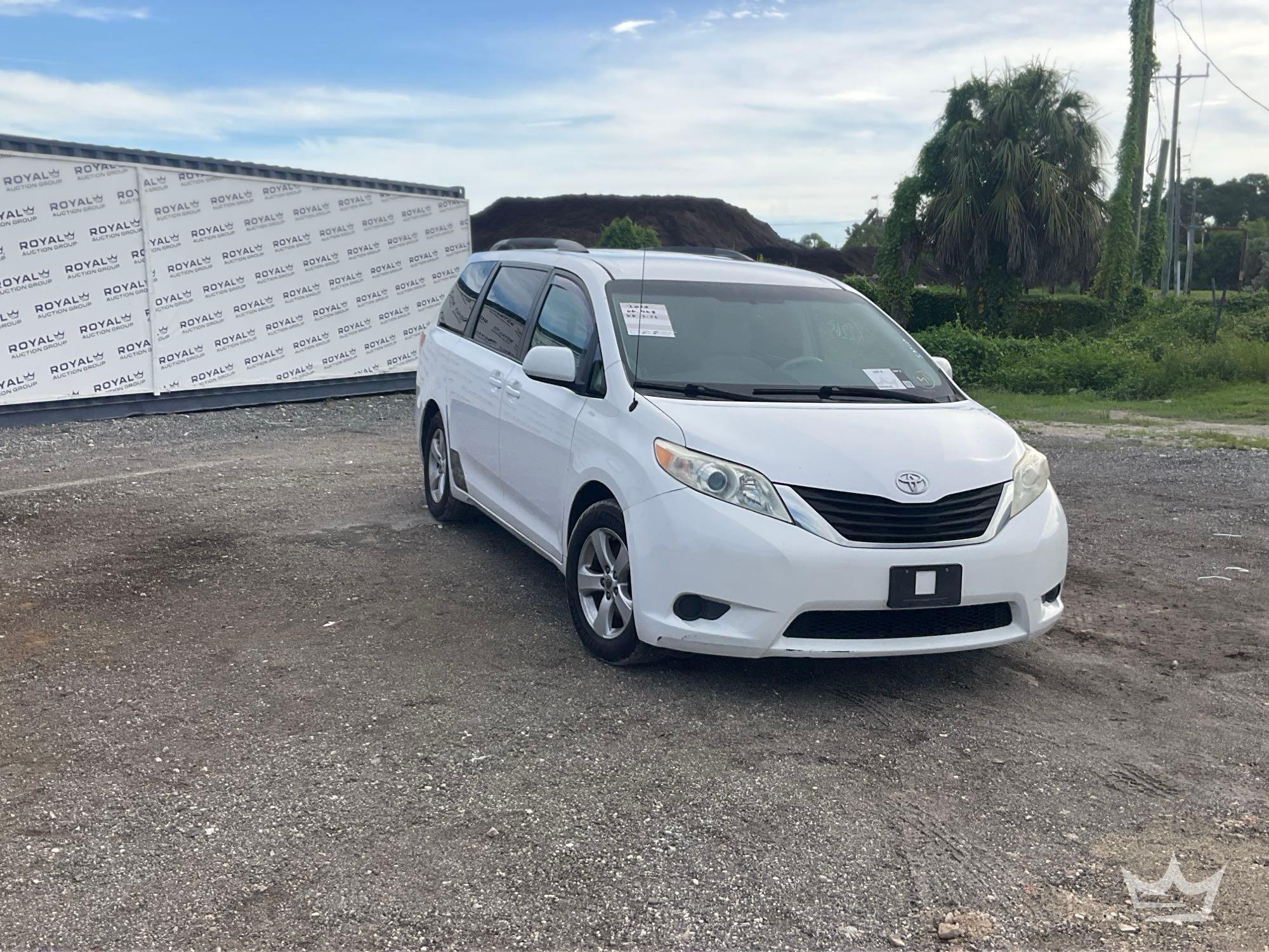 2013 Toyota Sienna