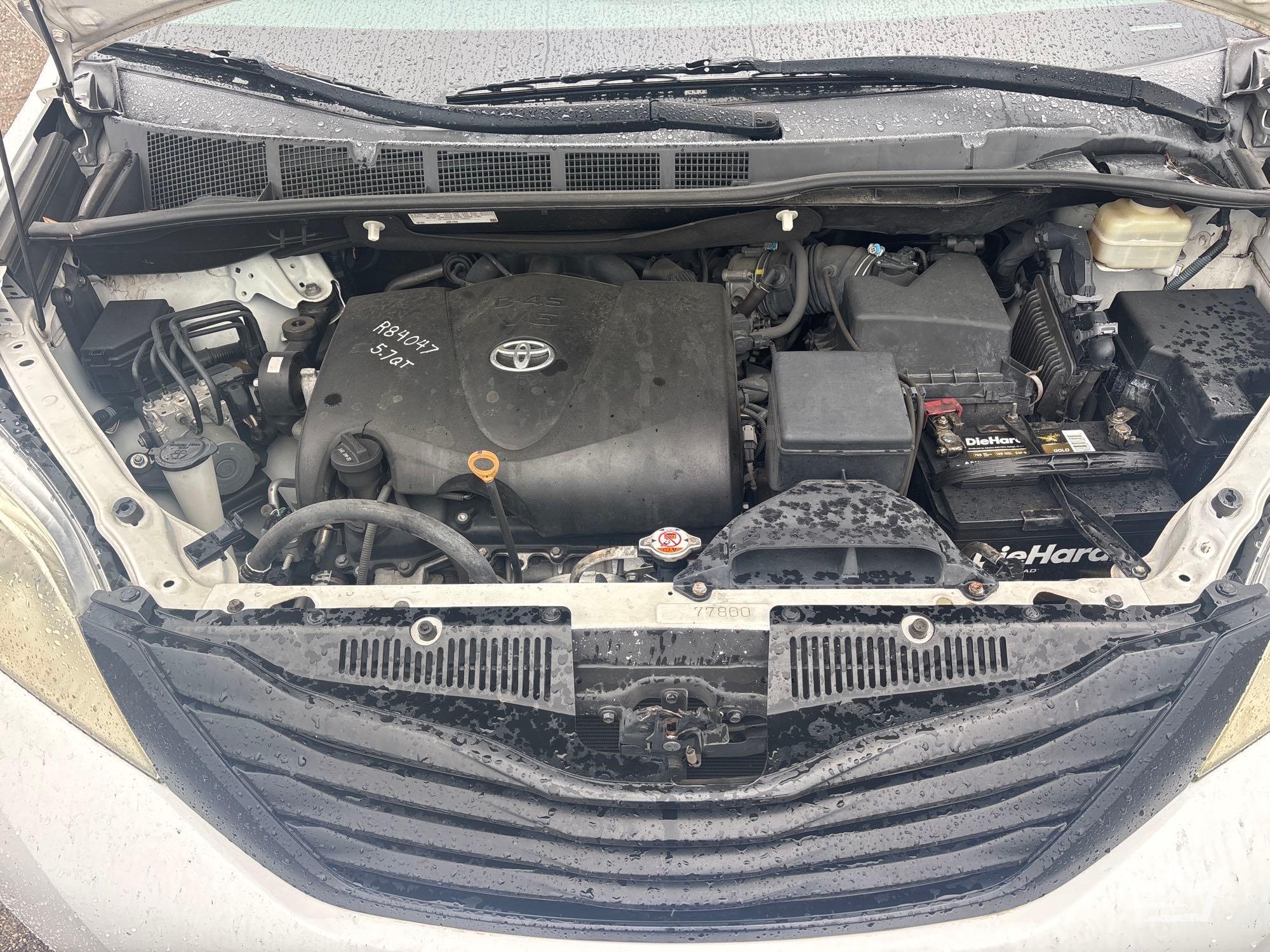 2017 Toyota SIENNA