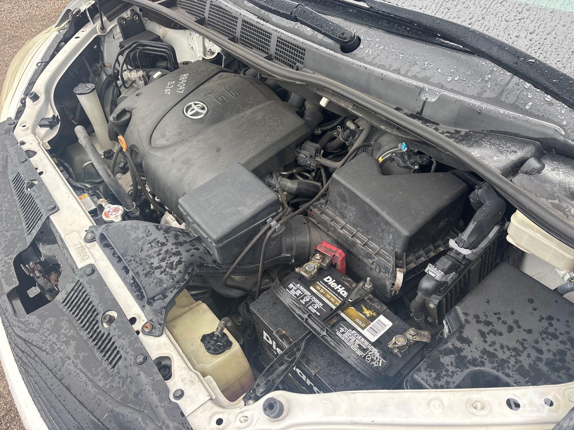 2017 Toyota SIENNA