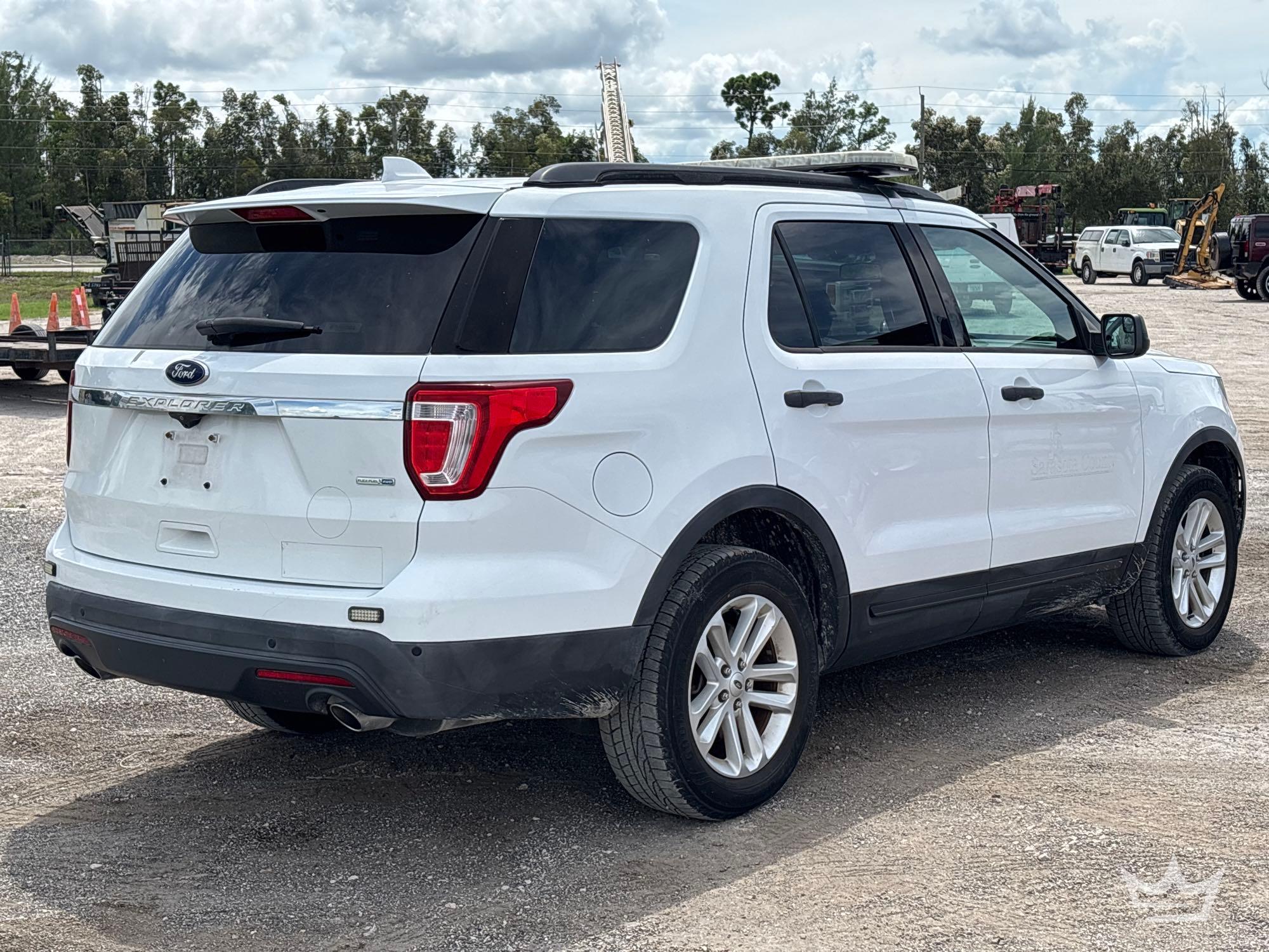 2016 Ford Explorer