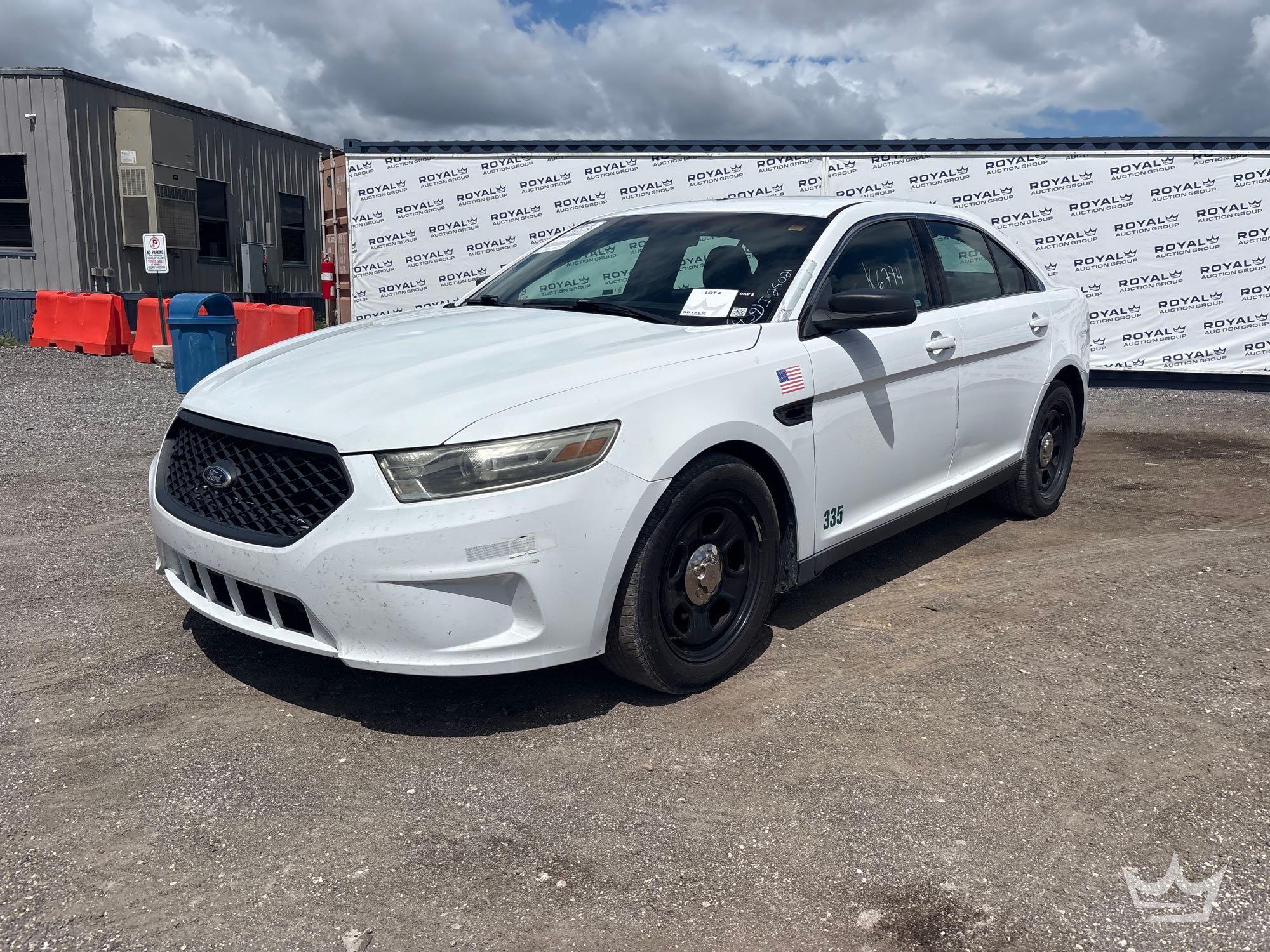 2013 Ford TAURUS