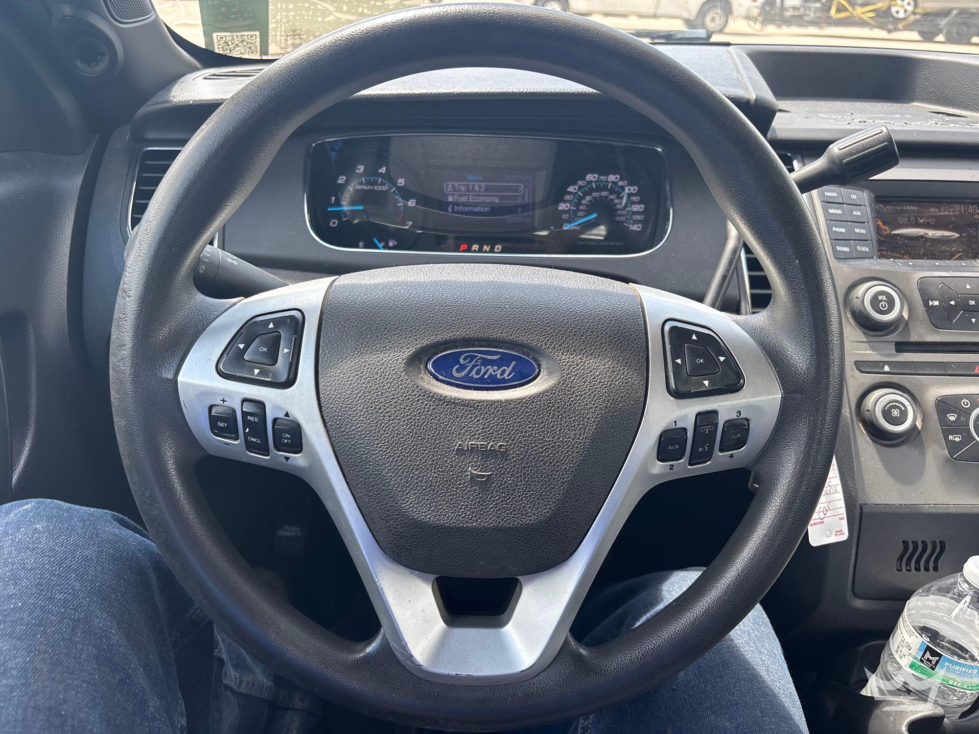 2013 Ford TAURUS