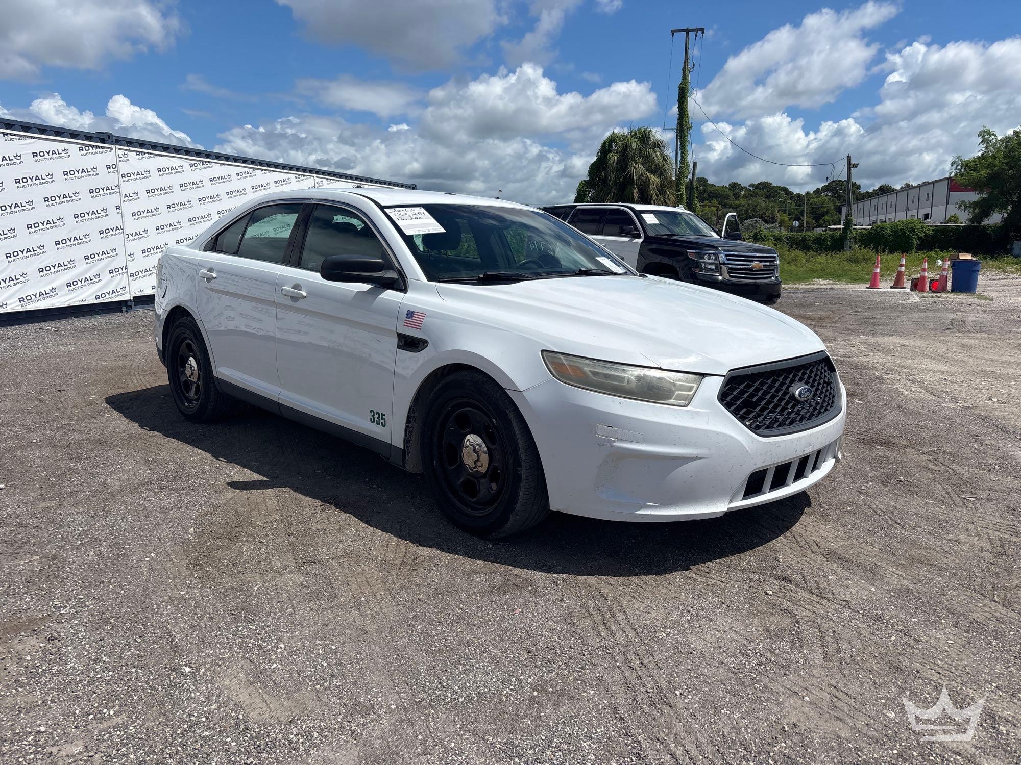 2013 Ford TAURUS