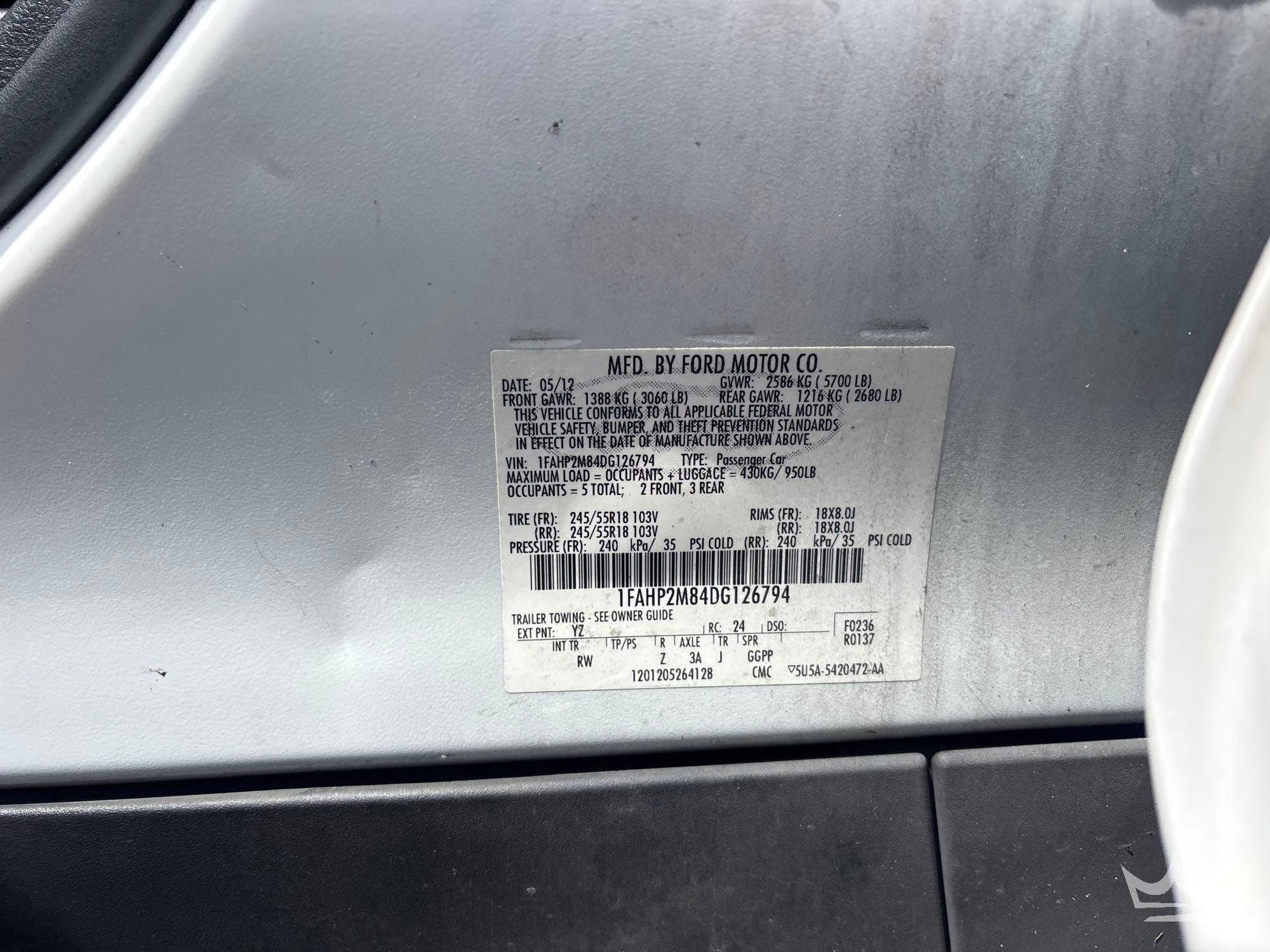 2013 Ford TAURUS