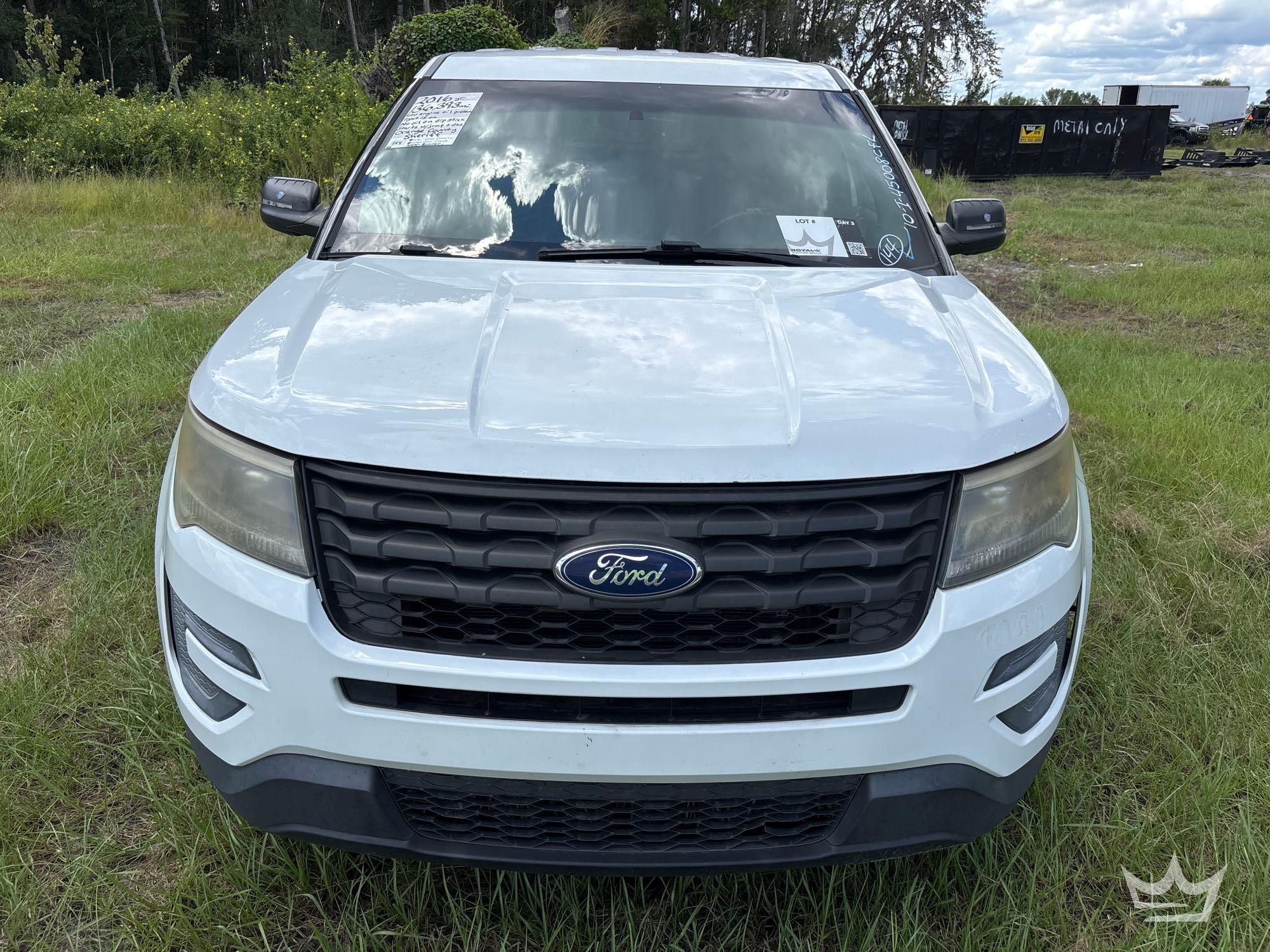2016 Ford Explorer