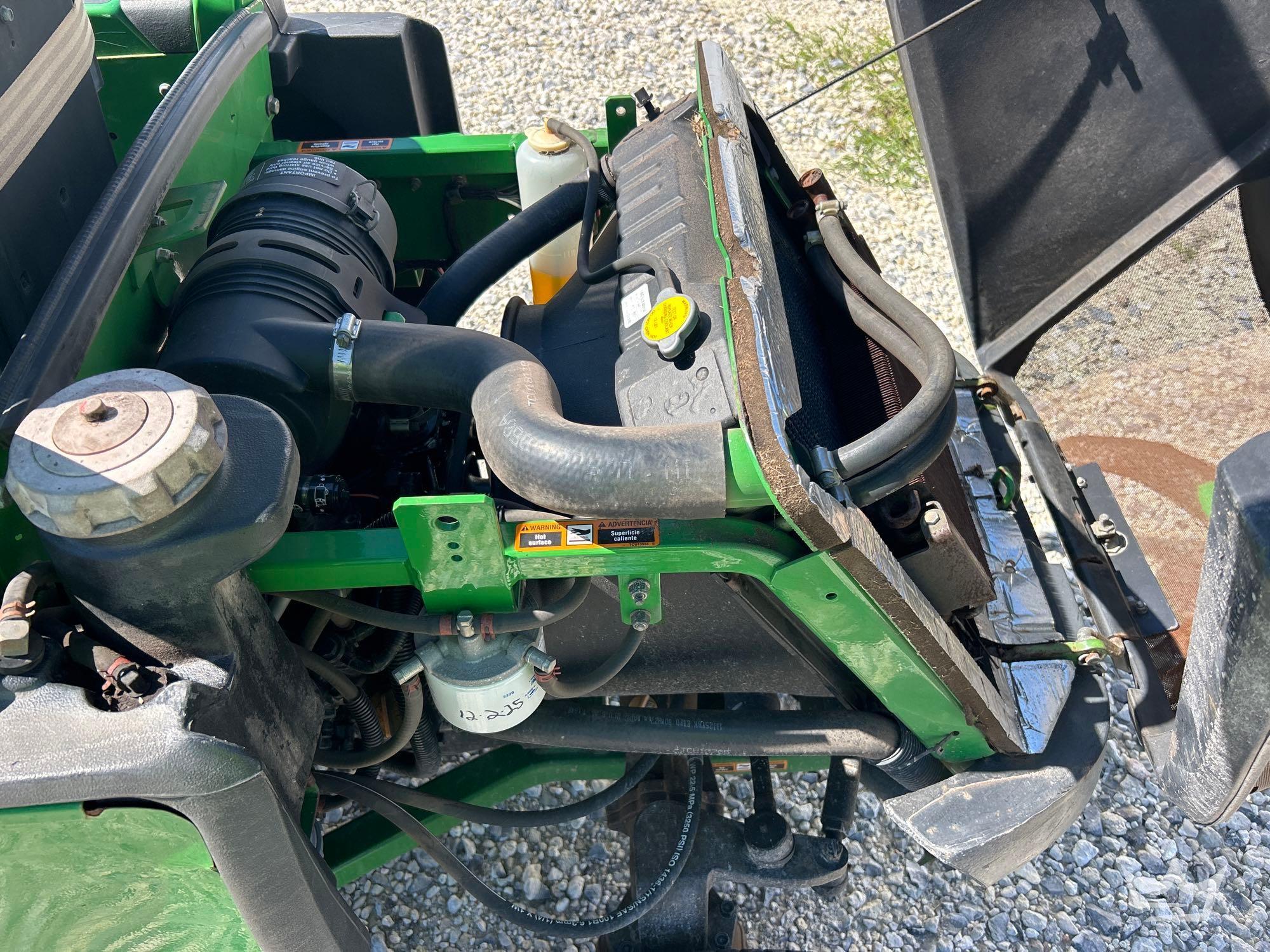 2014 John Deere F1400