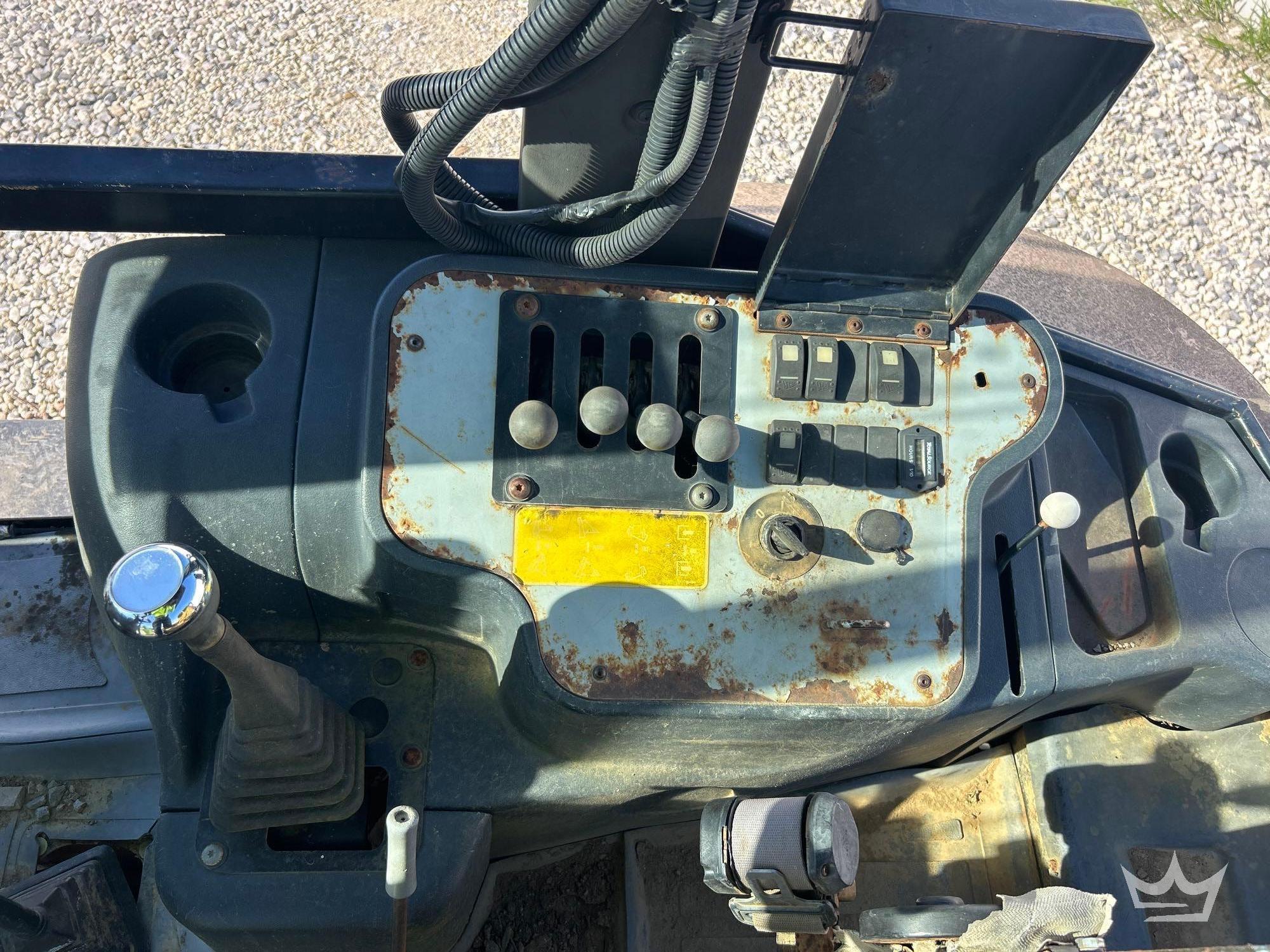 2005 JCB 214E