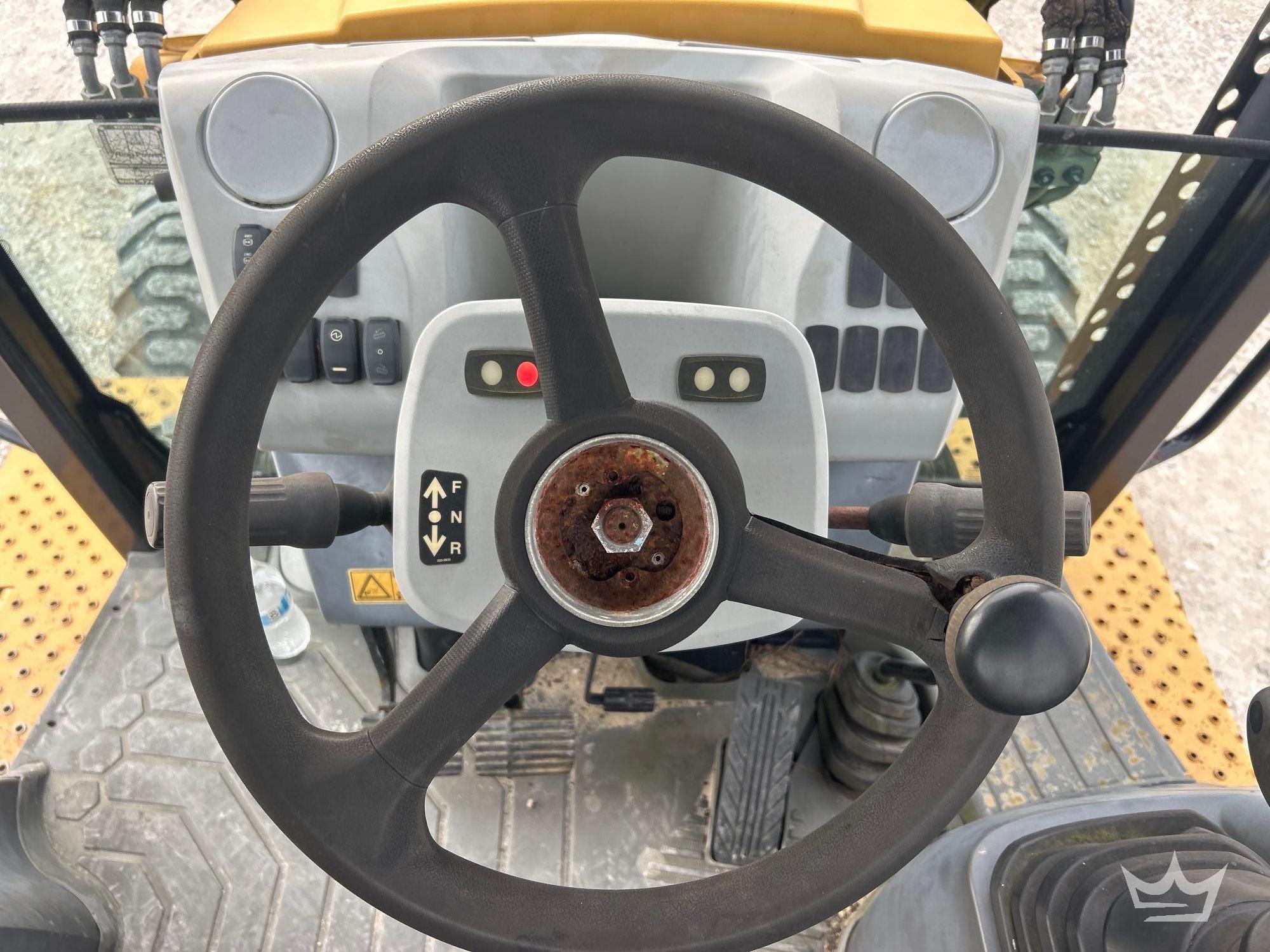 2015 Caterpillar 420F2 IT