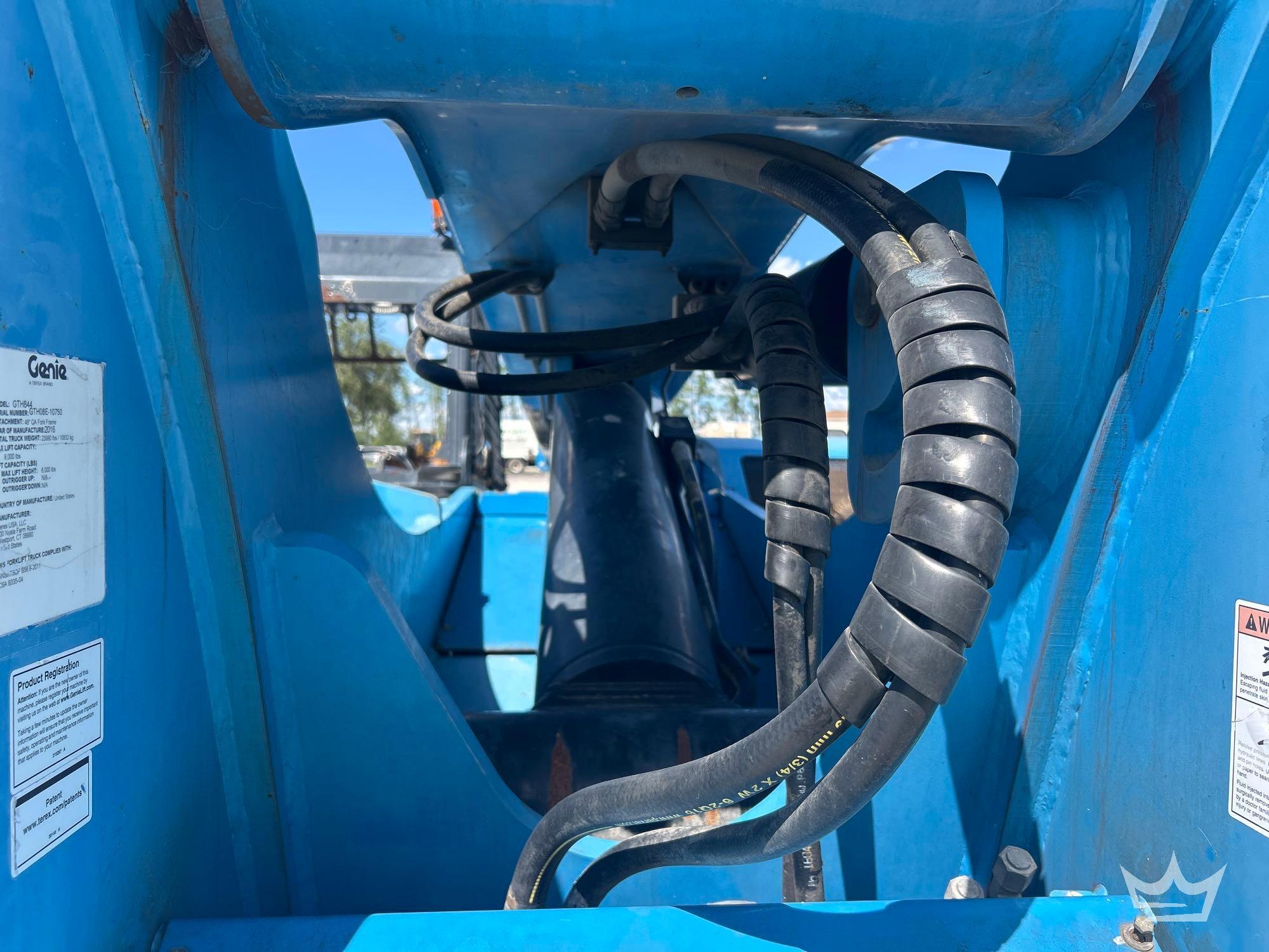 2016 Genie GTH-844