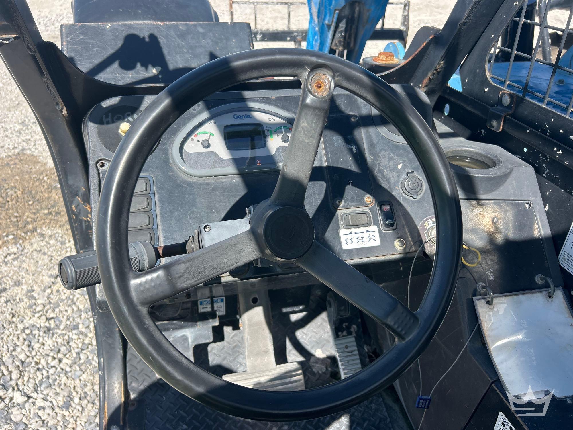 2016 Genie GTH-844