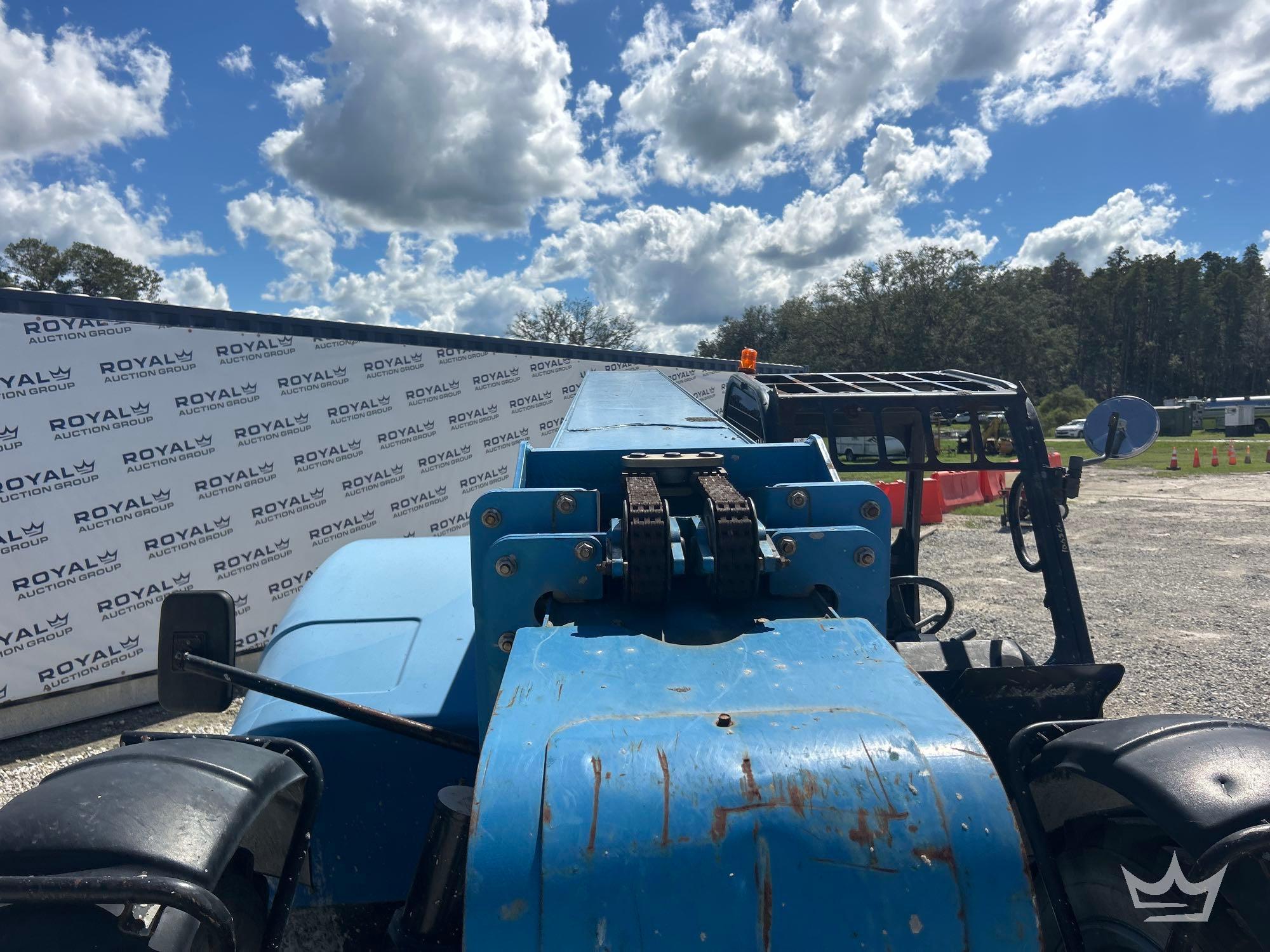 2016 Genie GTH-844
