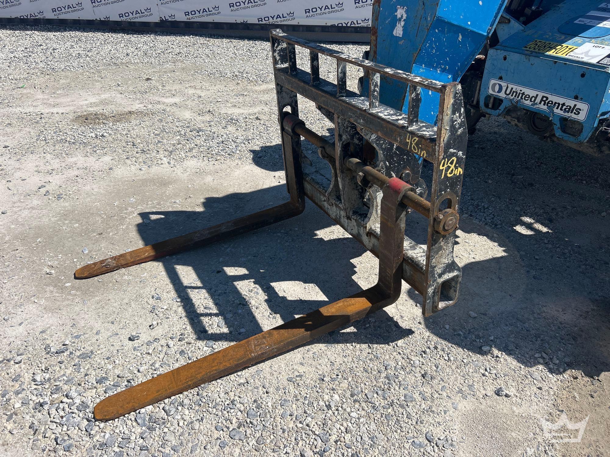 2016 Genie GTH-844