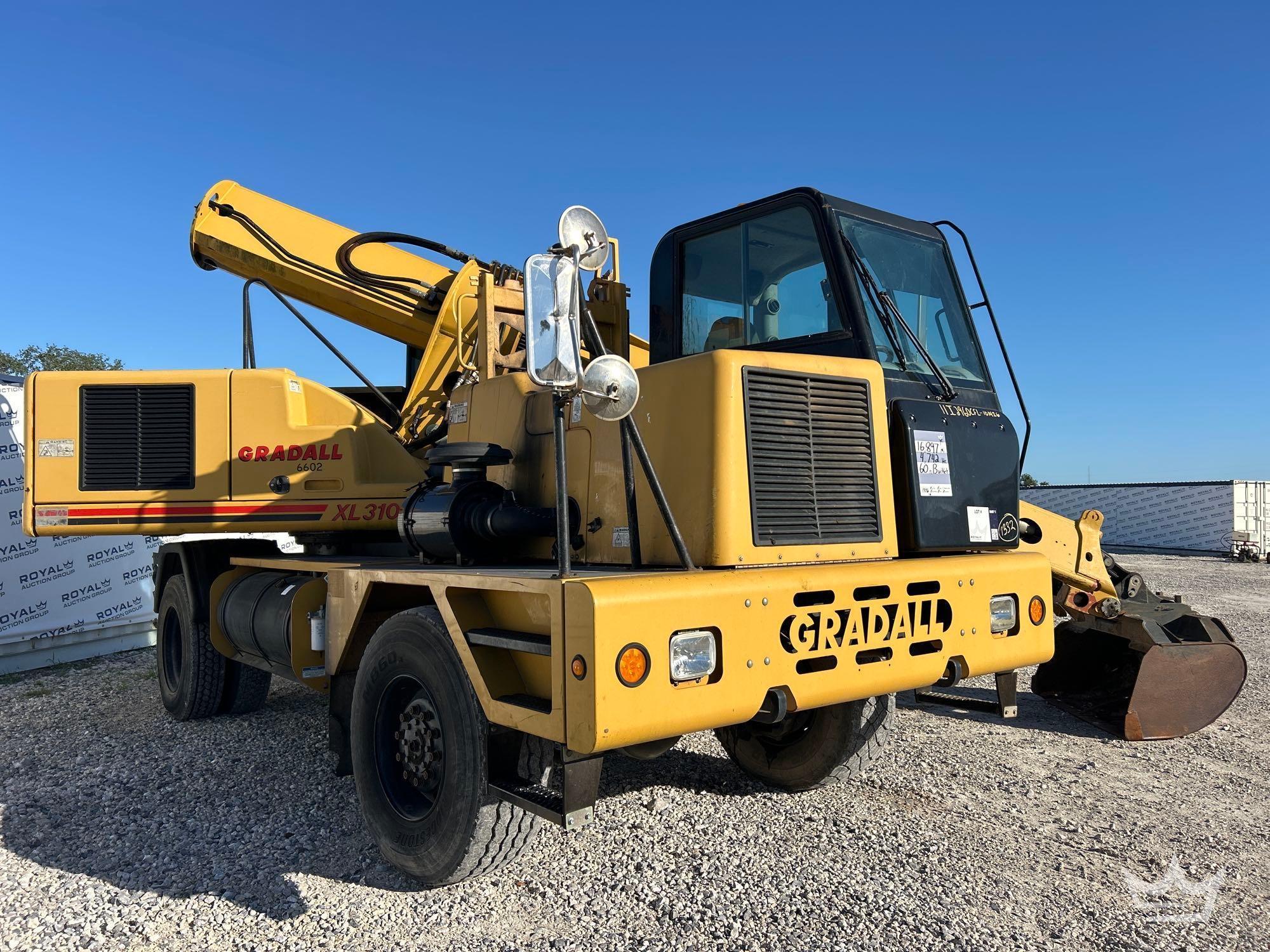 2014 Gradall XL 3100