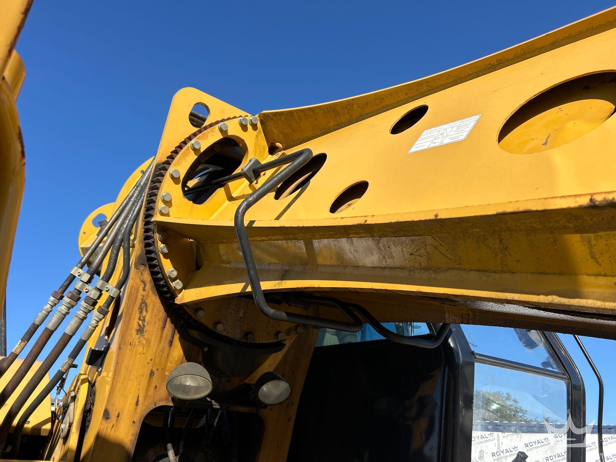 2014 Gradall XL 3100