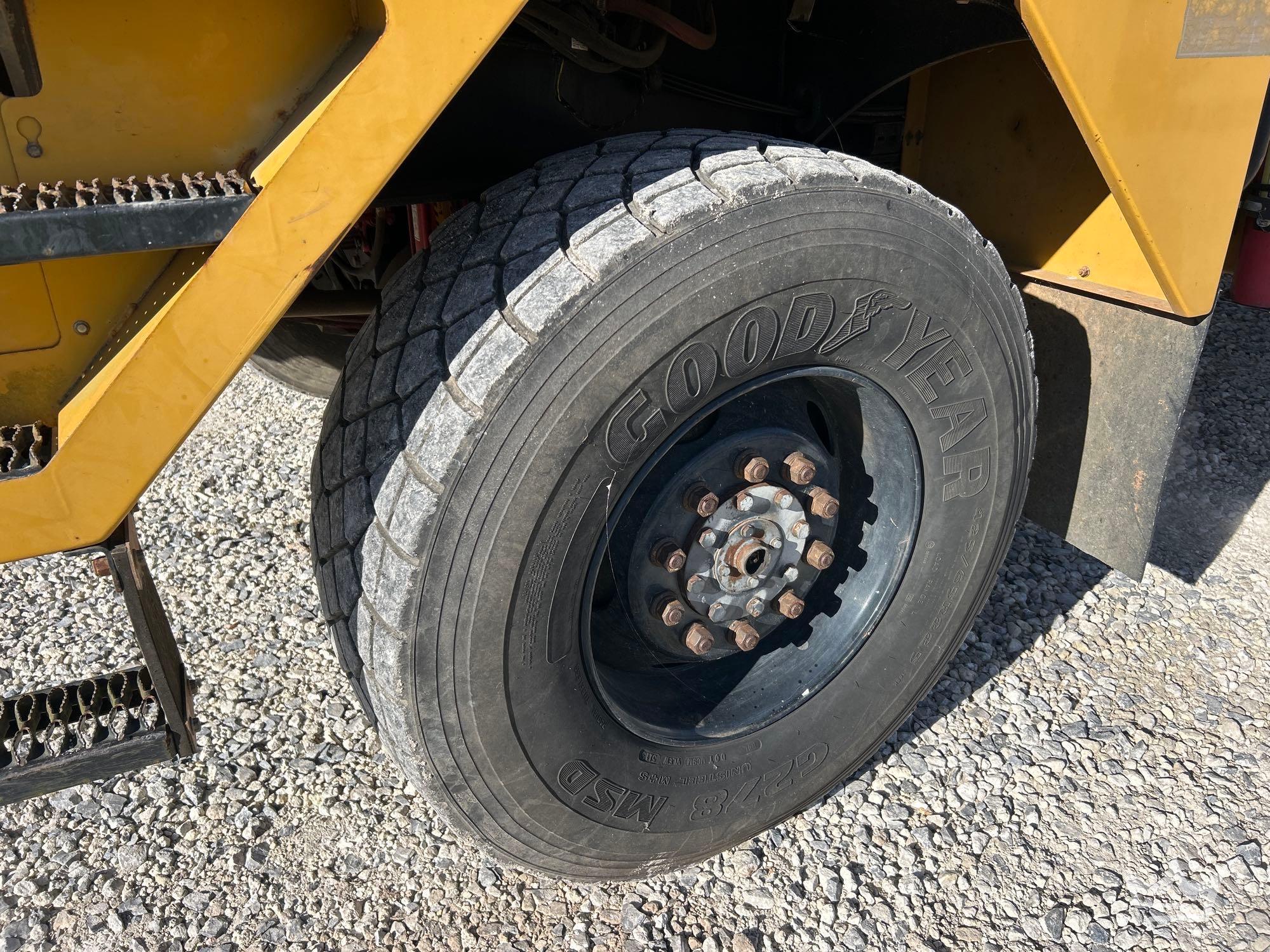 2014 Gradall XL 3100