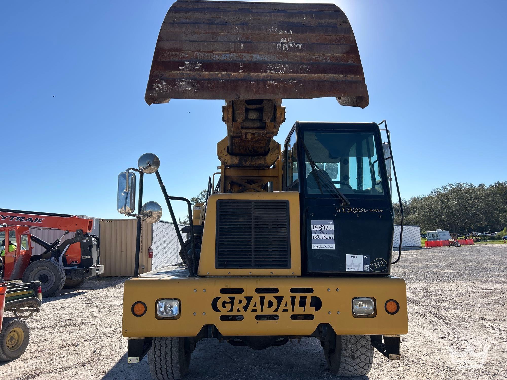 2014 Gradall XL 3100