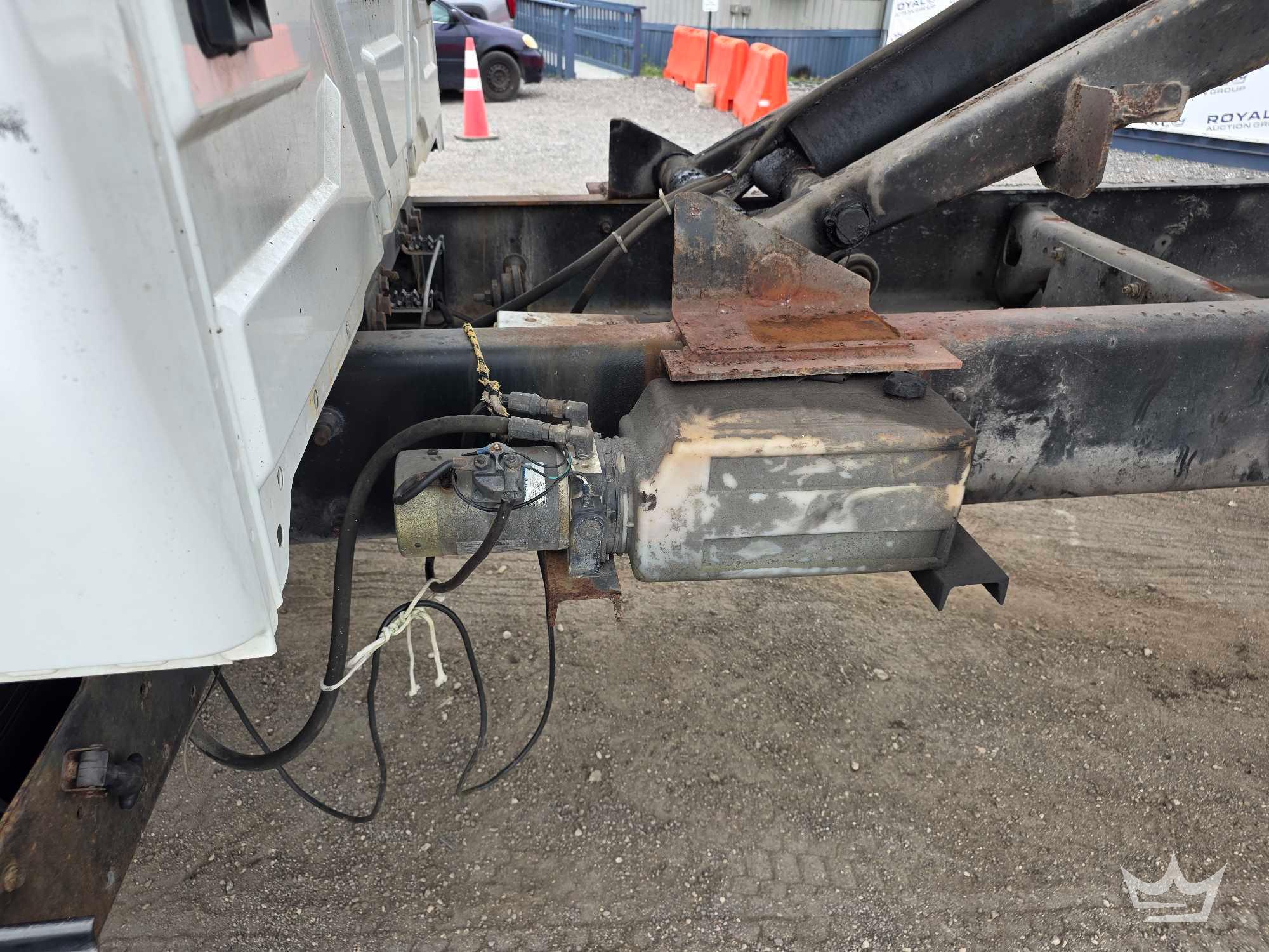 2009 International 4300
