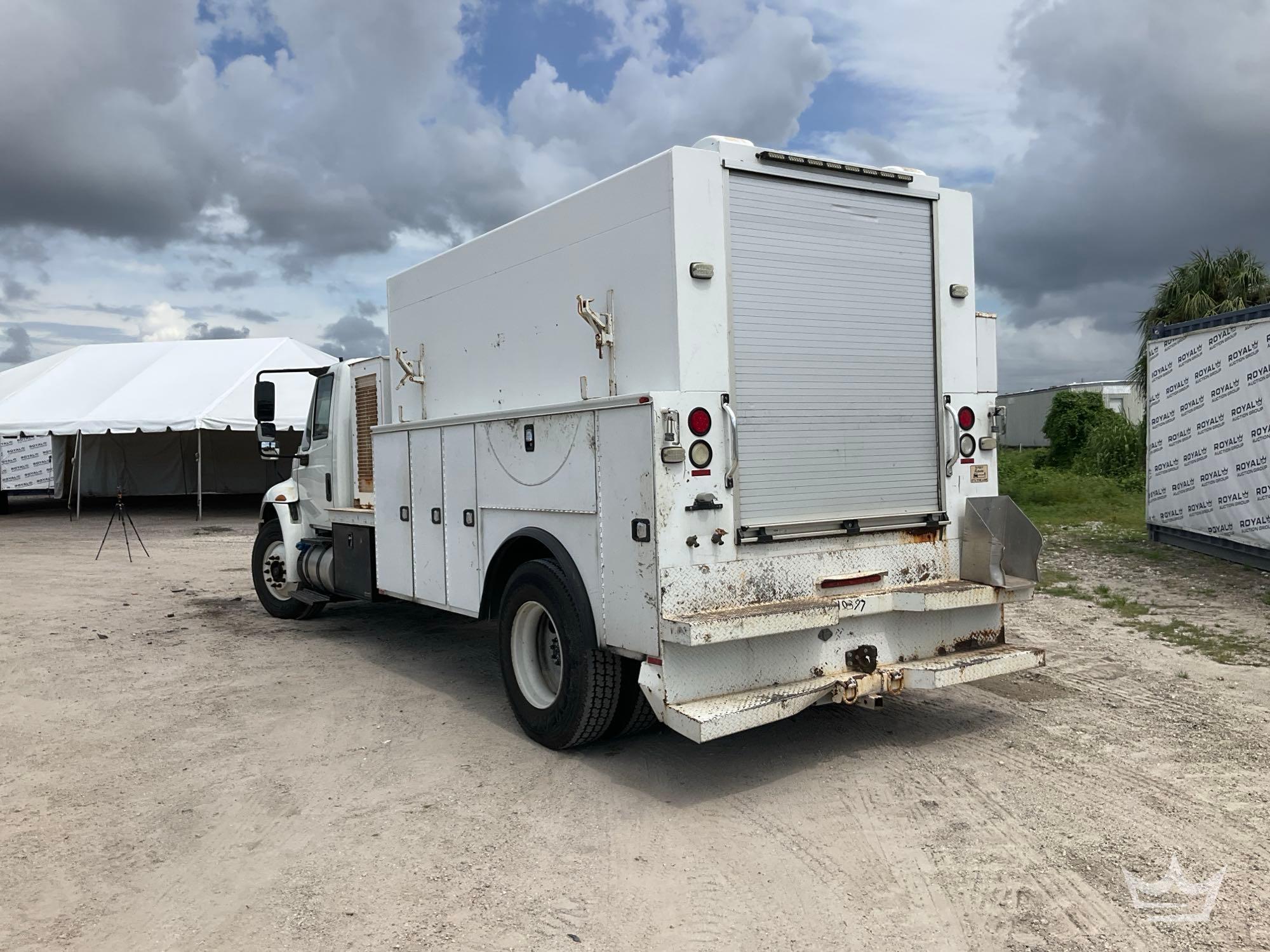 2018 International DuraStar 4300