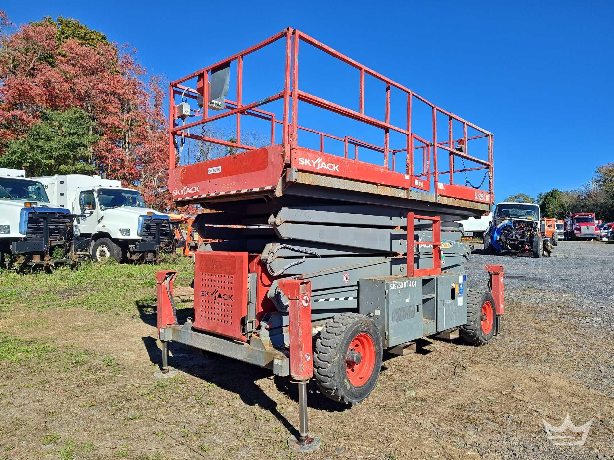 2017 Skyjack SJ9250