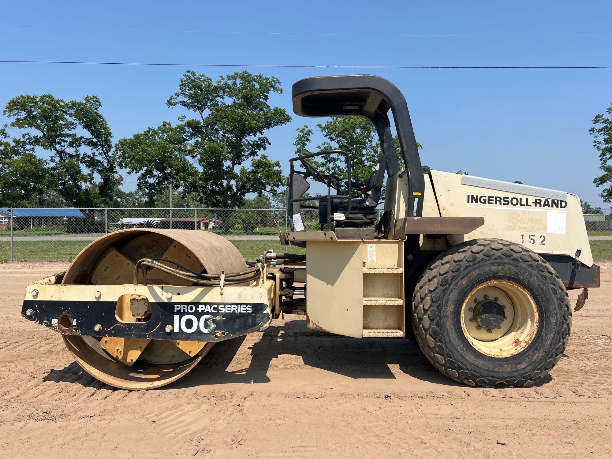 Photo of a 1999 Ingersoll Rand SD100D 