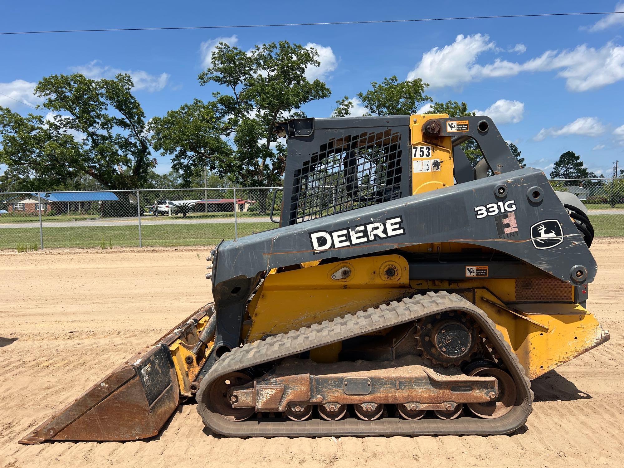Photo of a 2006 John Deere 331G