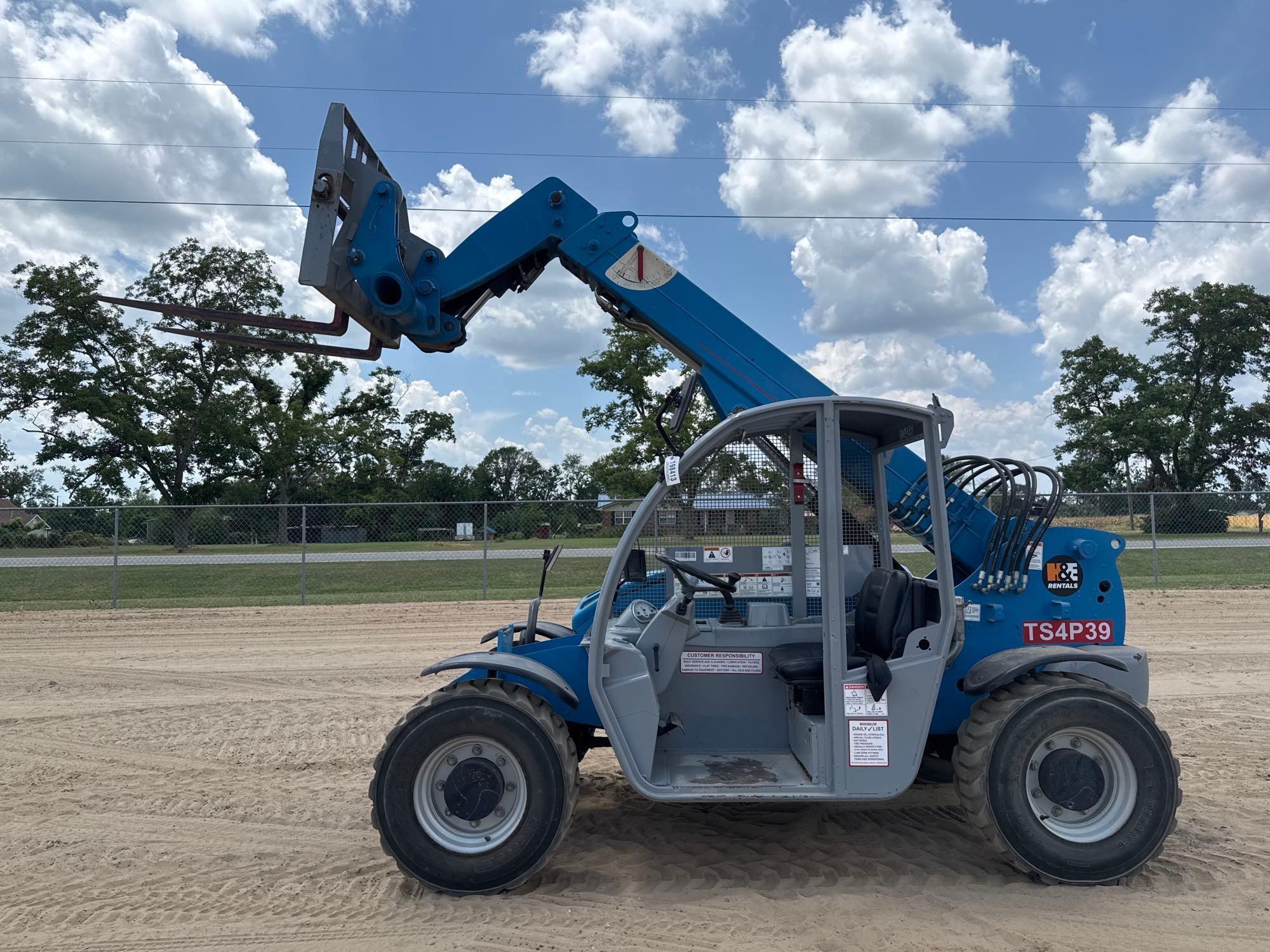 Photo of a  Gehl GTH5519