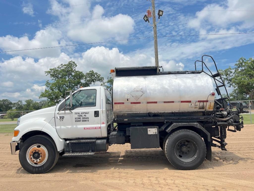 2008 FORD F-750XL SUPER DUTY ASPHALT DISTRIBUTOR T