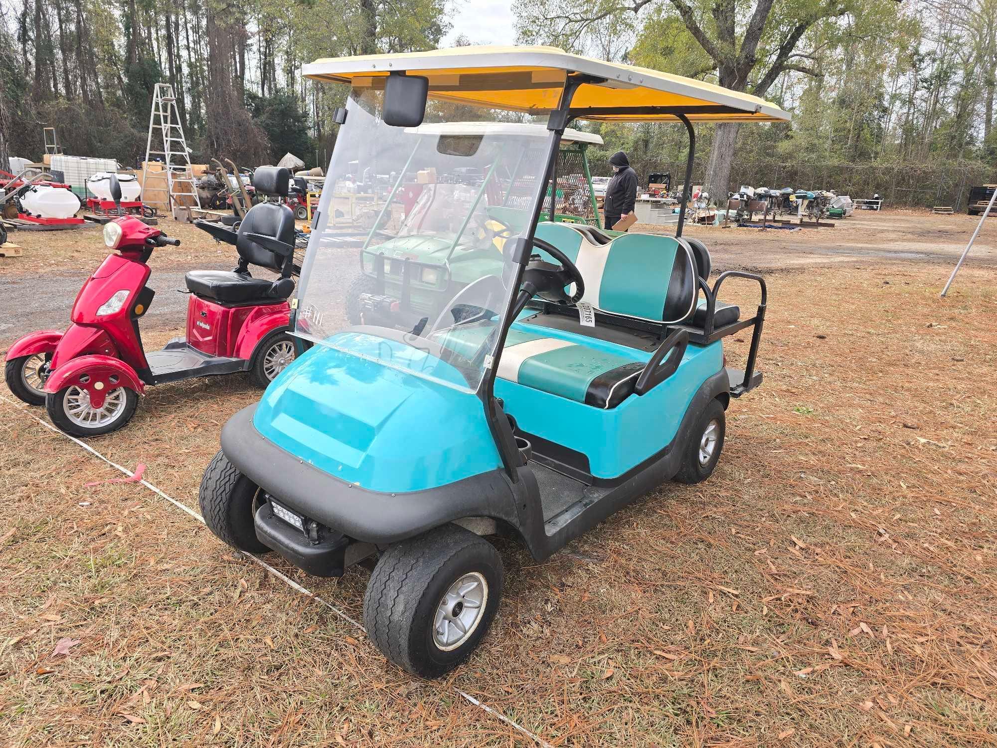 CLUB CAR PRESIDENT ELECTRIC GOLF CART