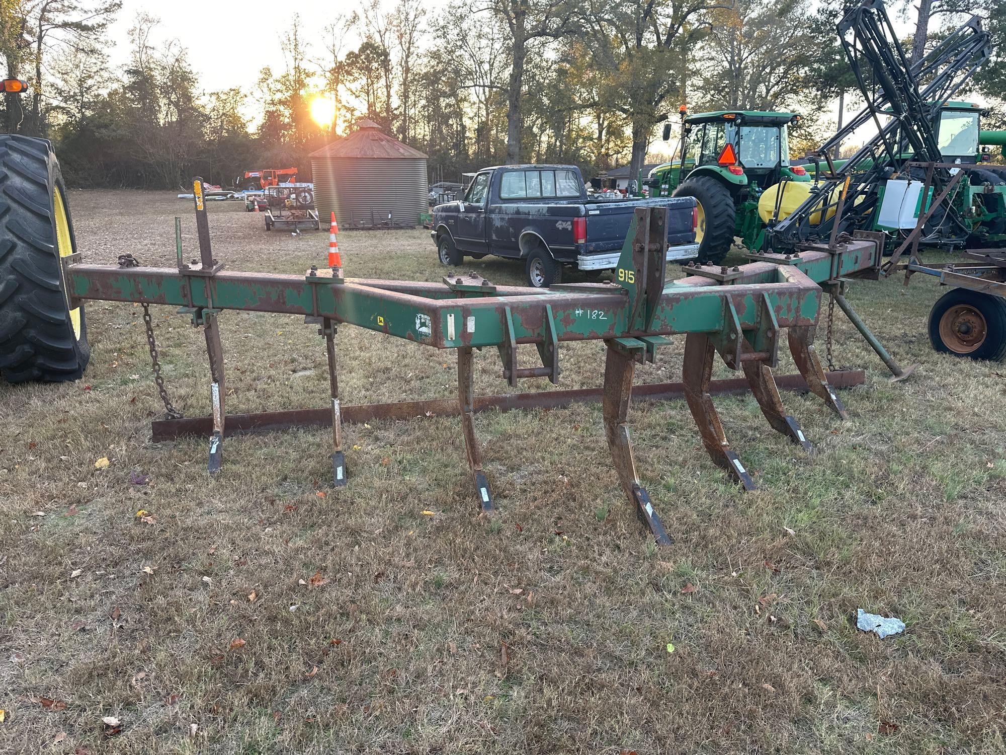 JOHN DEERE 915 V-RIPPER