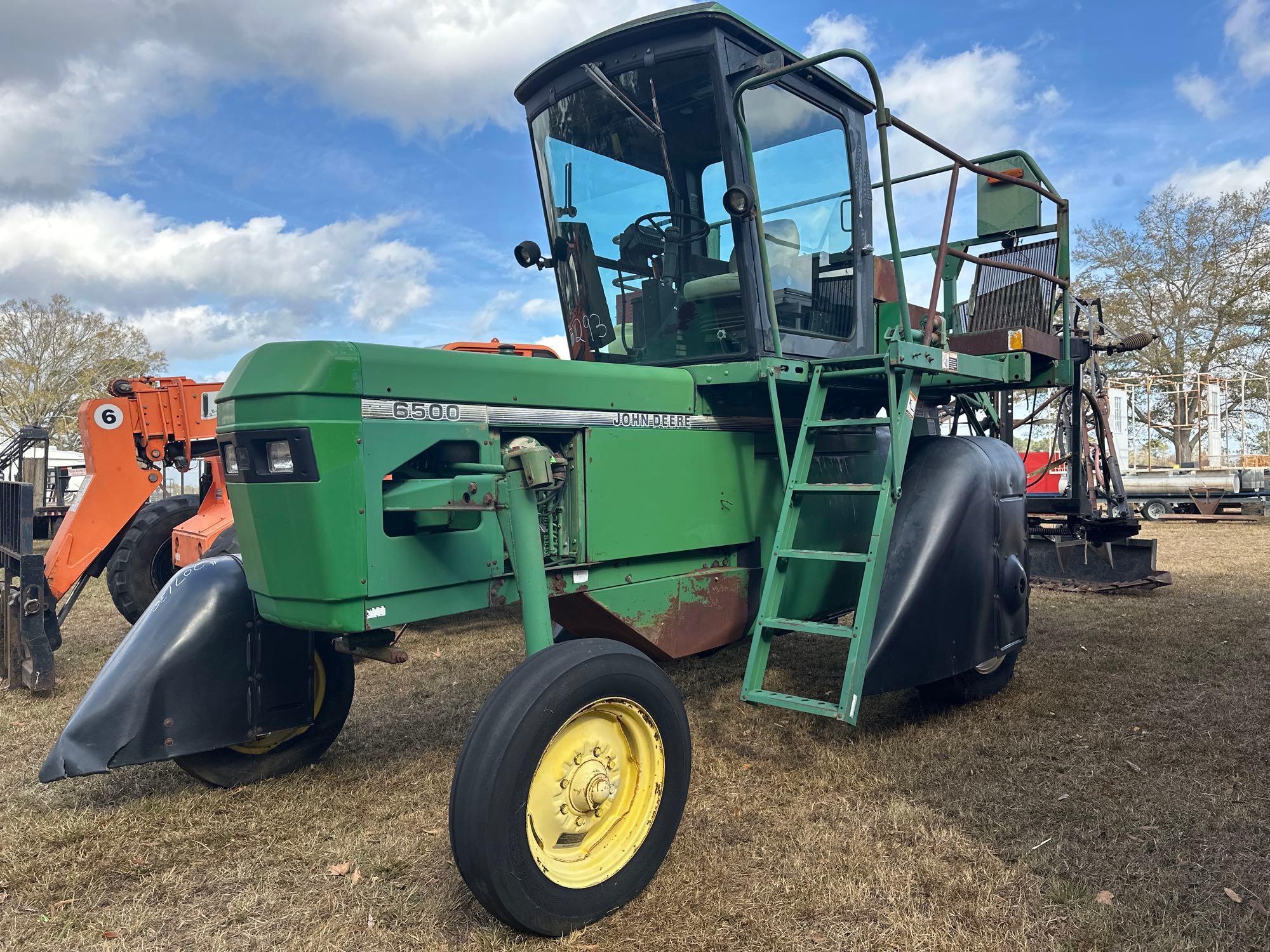 JOHN DEERE 6500 HI-CYCLE SPRAYER