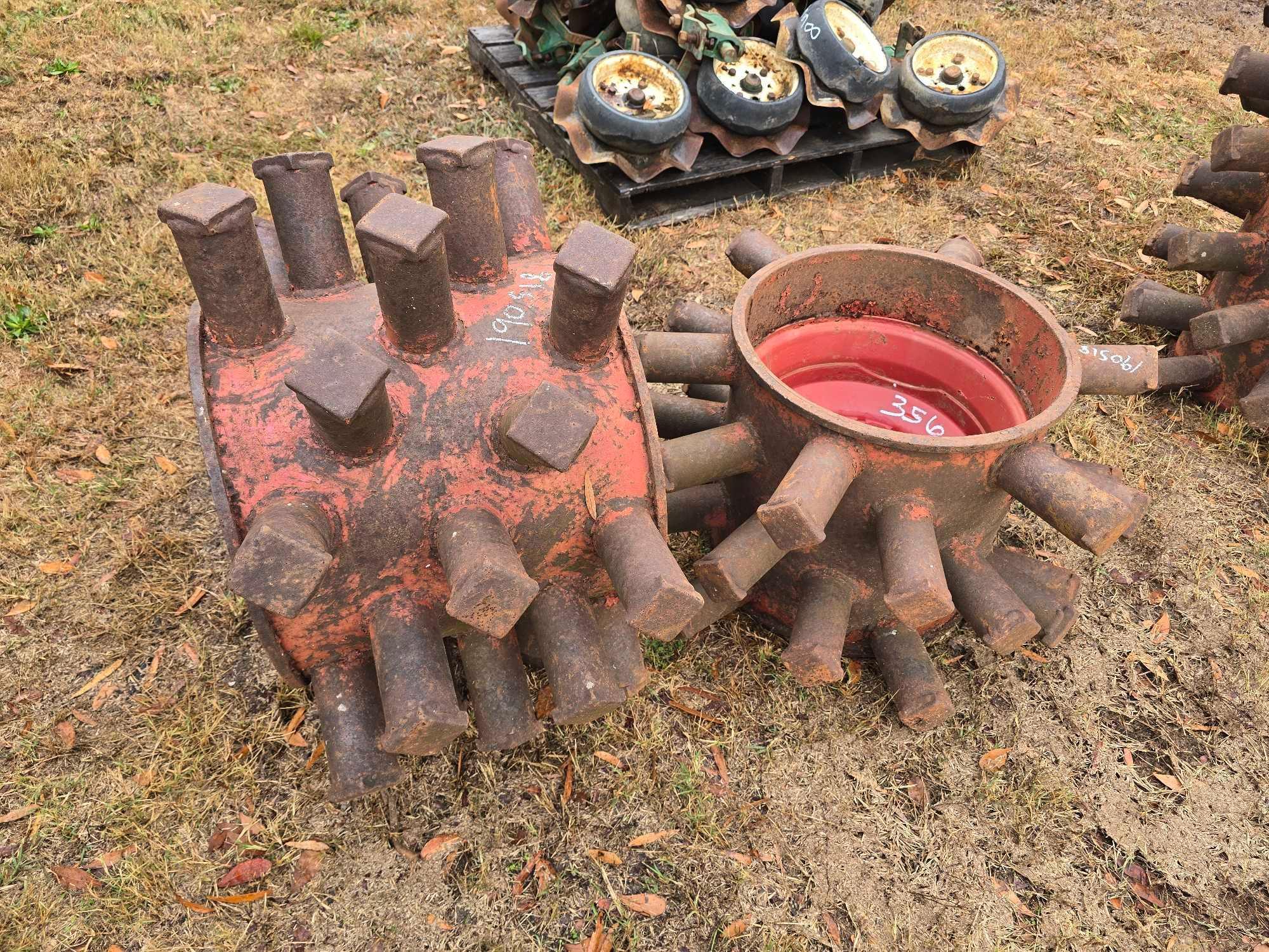 (4) CUSTOM PACKING WHEELS W/ 8 LUG RIMS