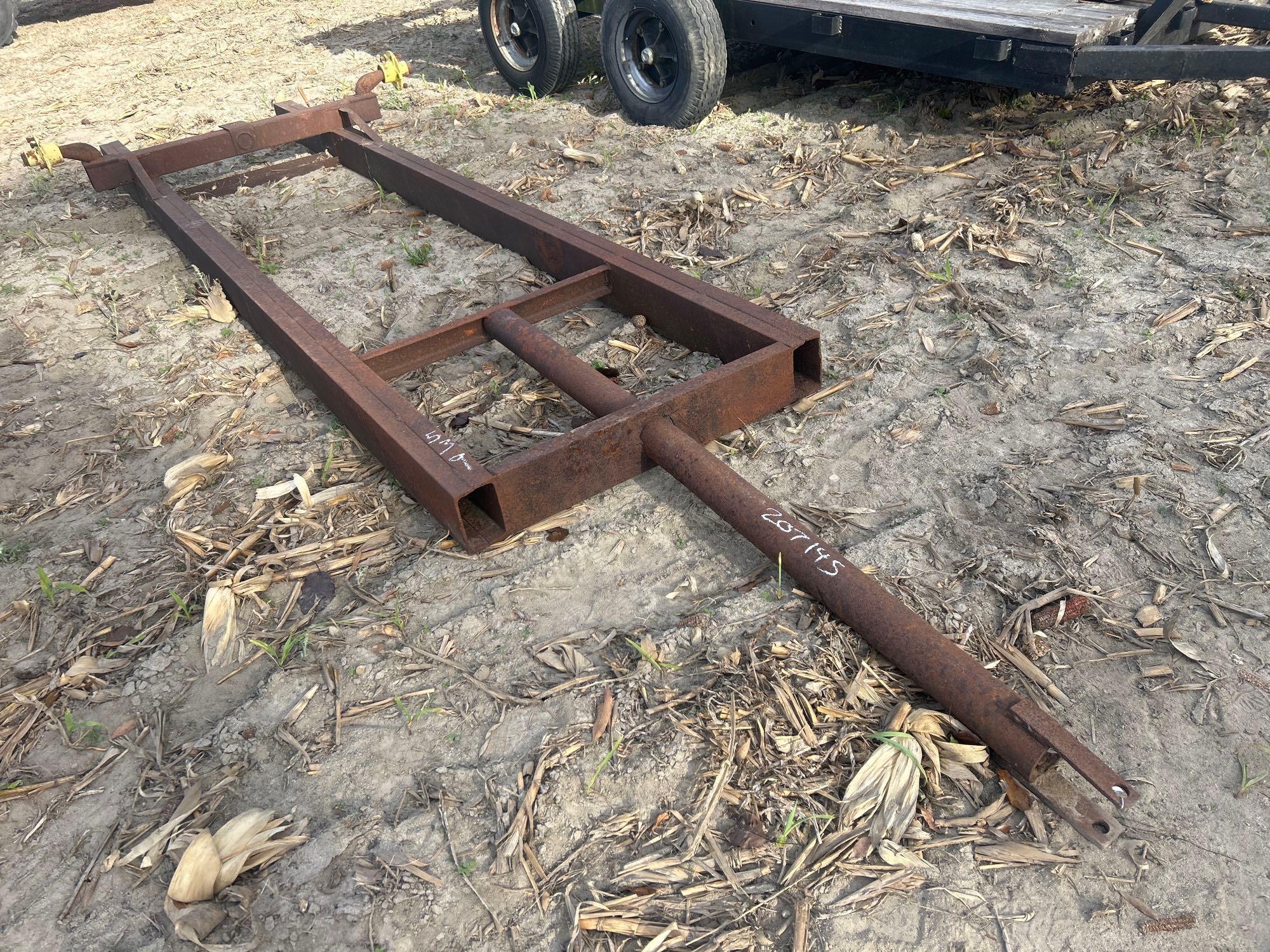 METAL TRAILER FRAME W/ AXLE