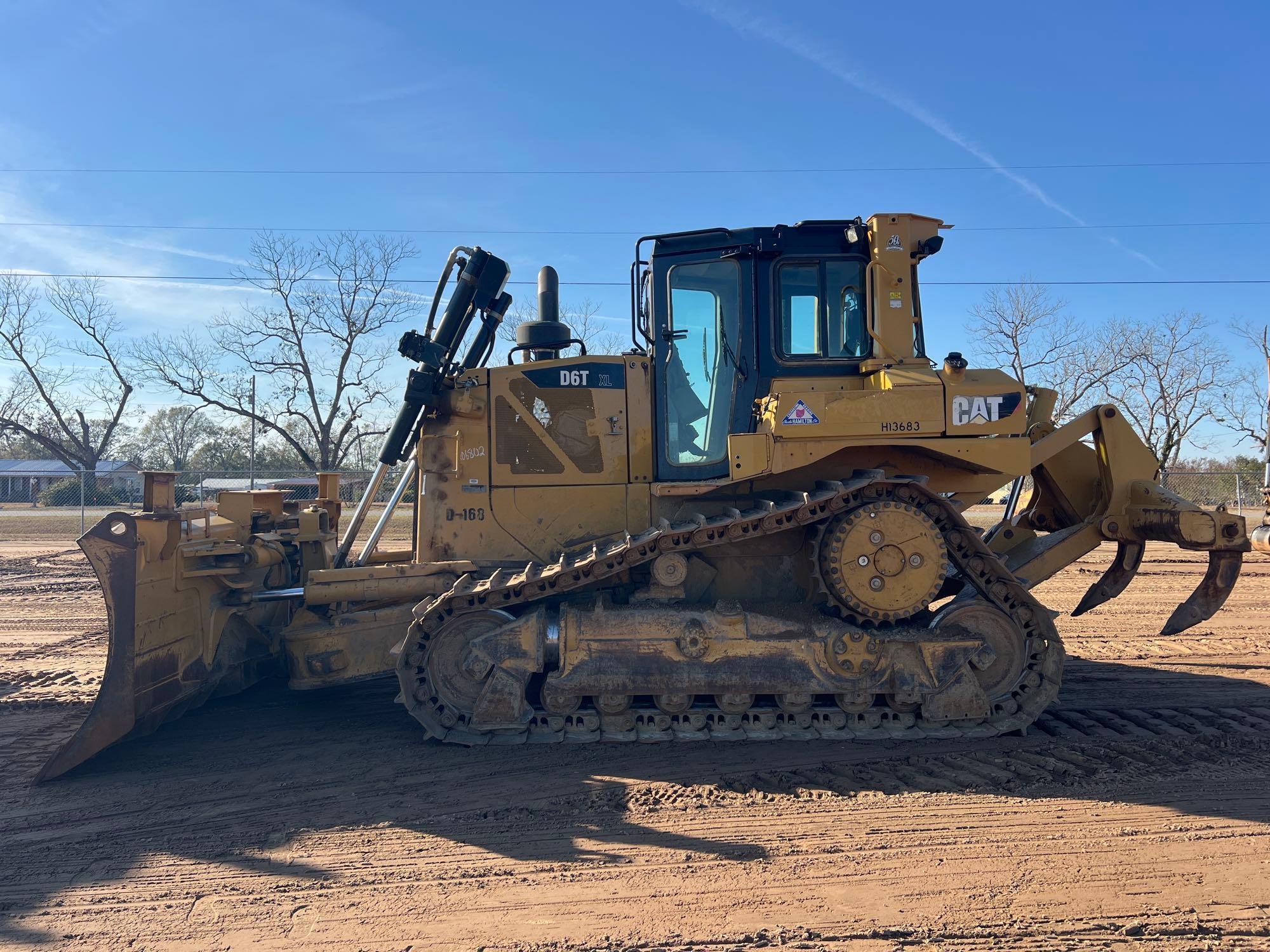 2014 CATERPILLAR D6T XL CRAWLER DOZER