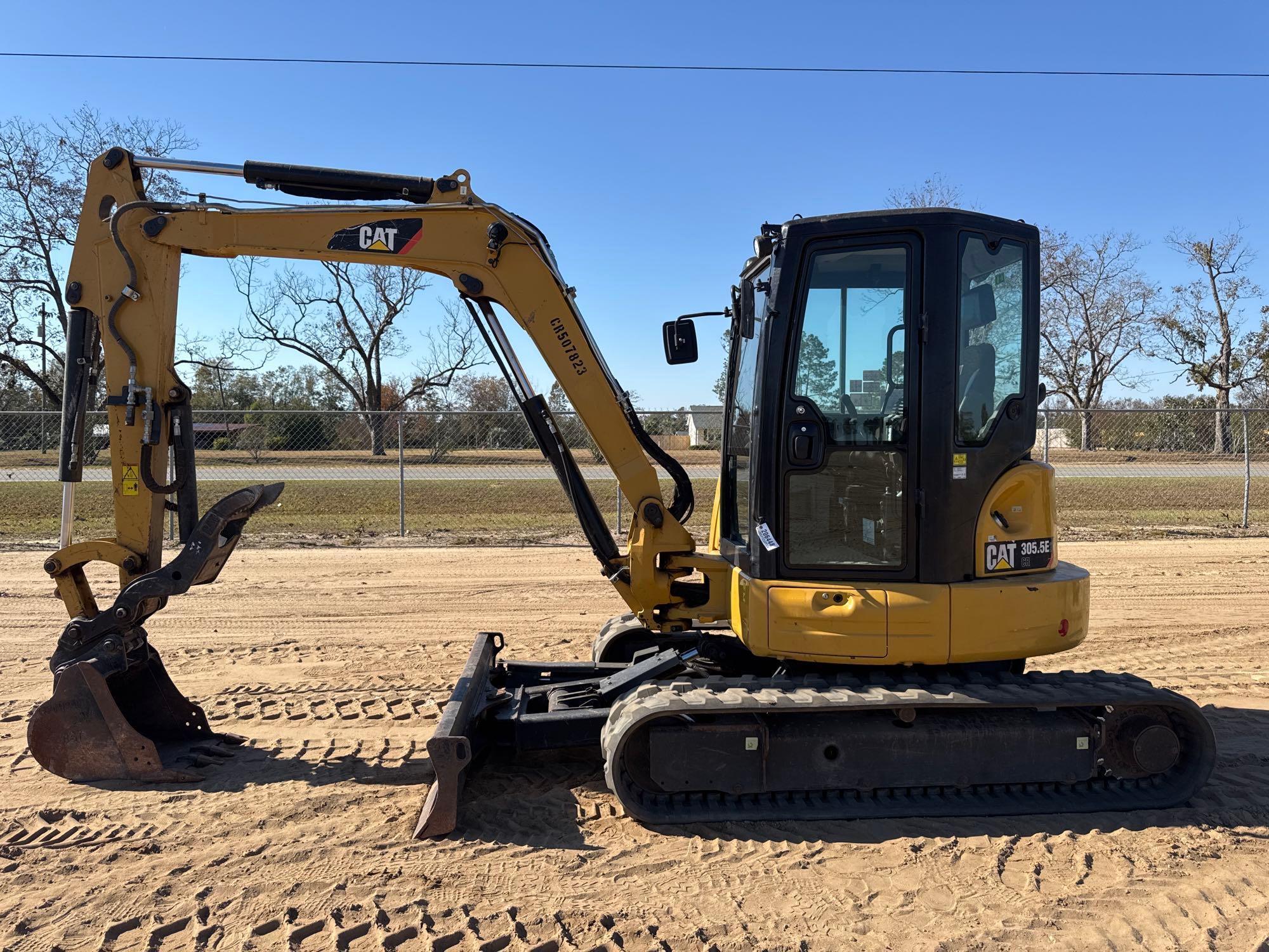 2019 CATERPILLAR 305.5E2 CR EXCAVATOR