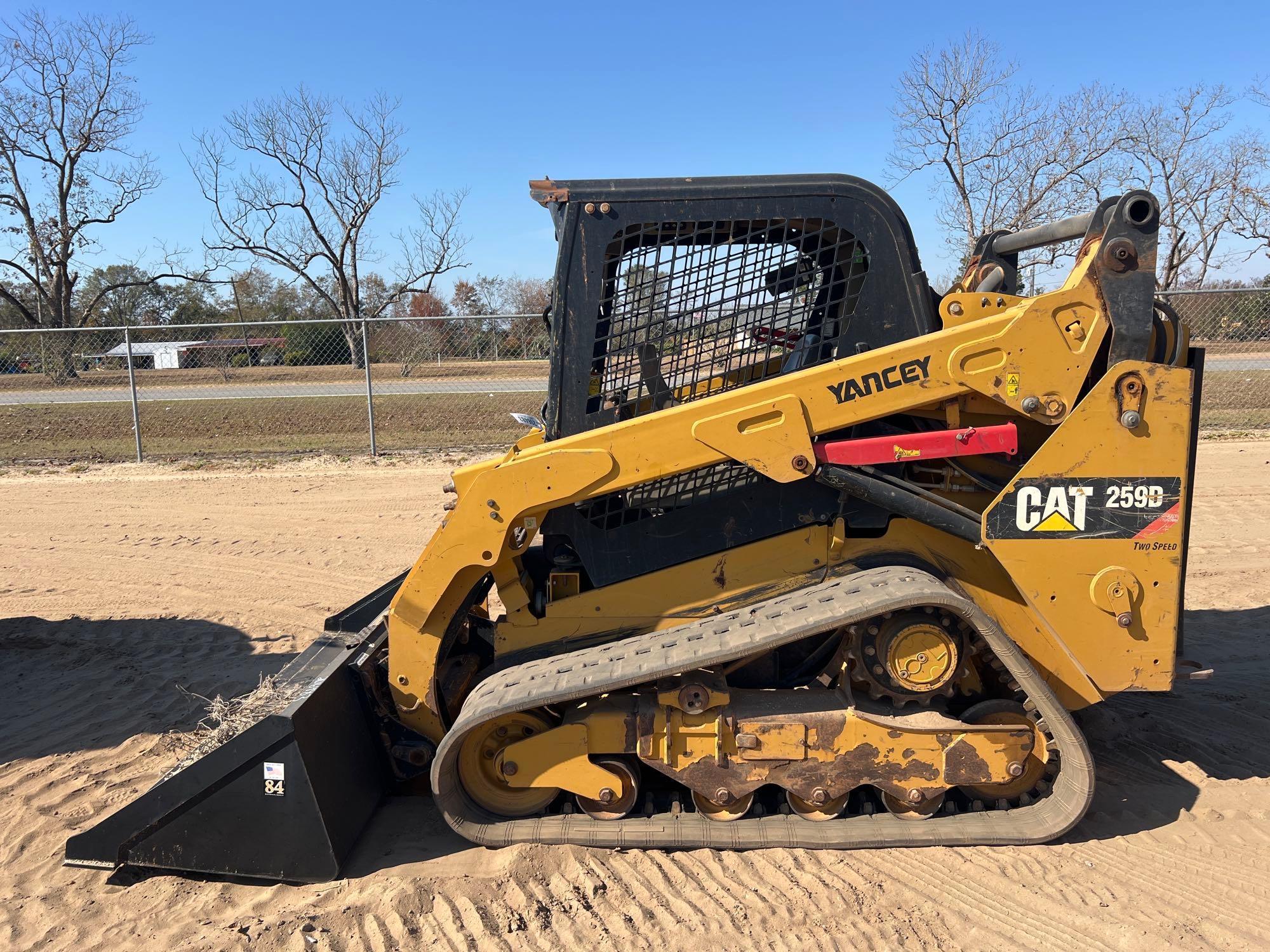 2017 CATERPILLAR 259D SKID STEER