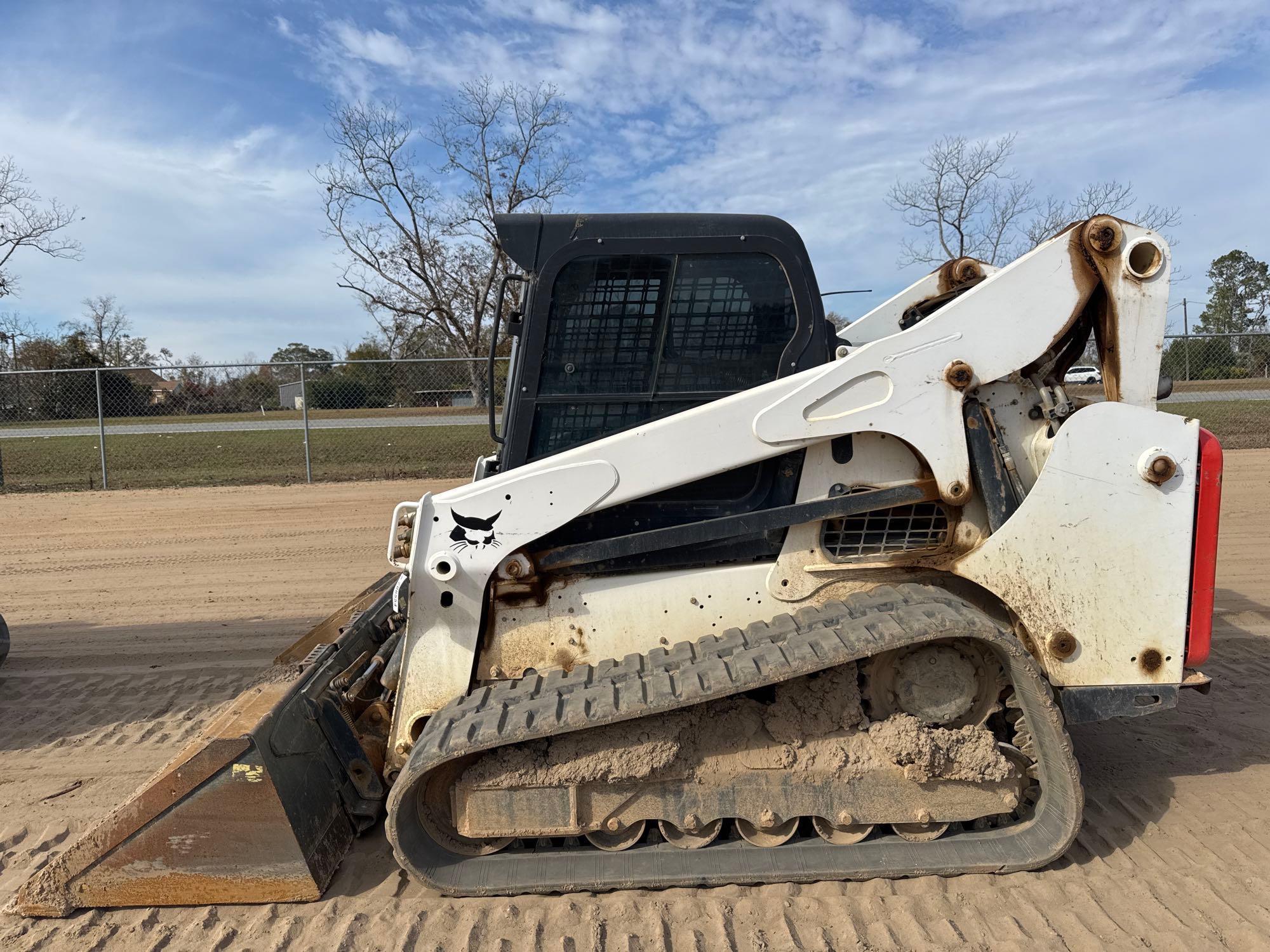 2022 BOBCAT T740 SKID STEER