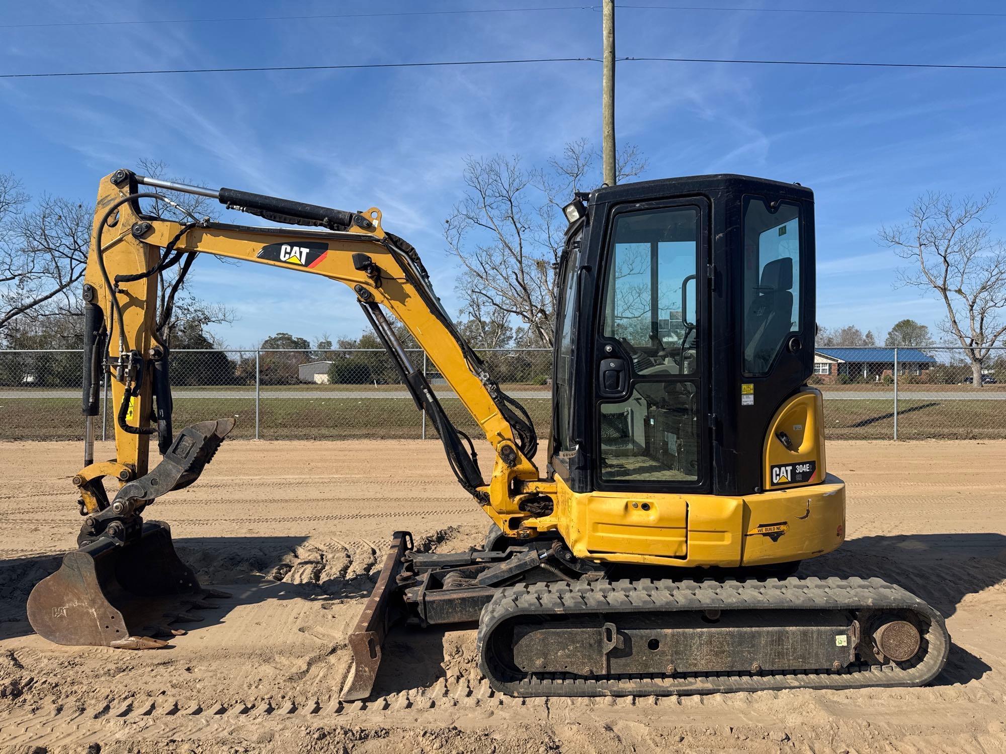 2017 CATERPILLAR 304E2 CR EXCAVATOR