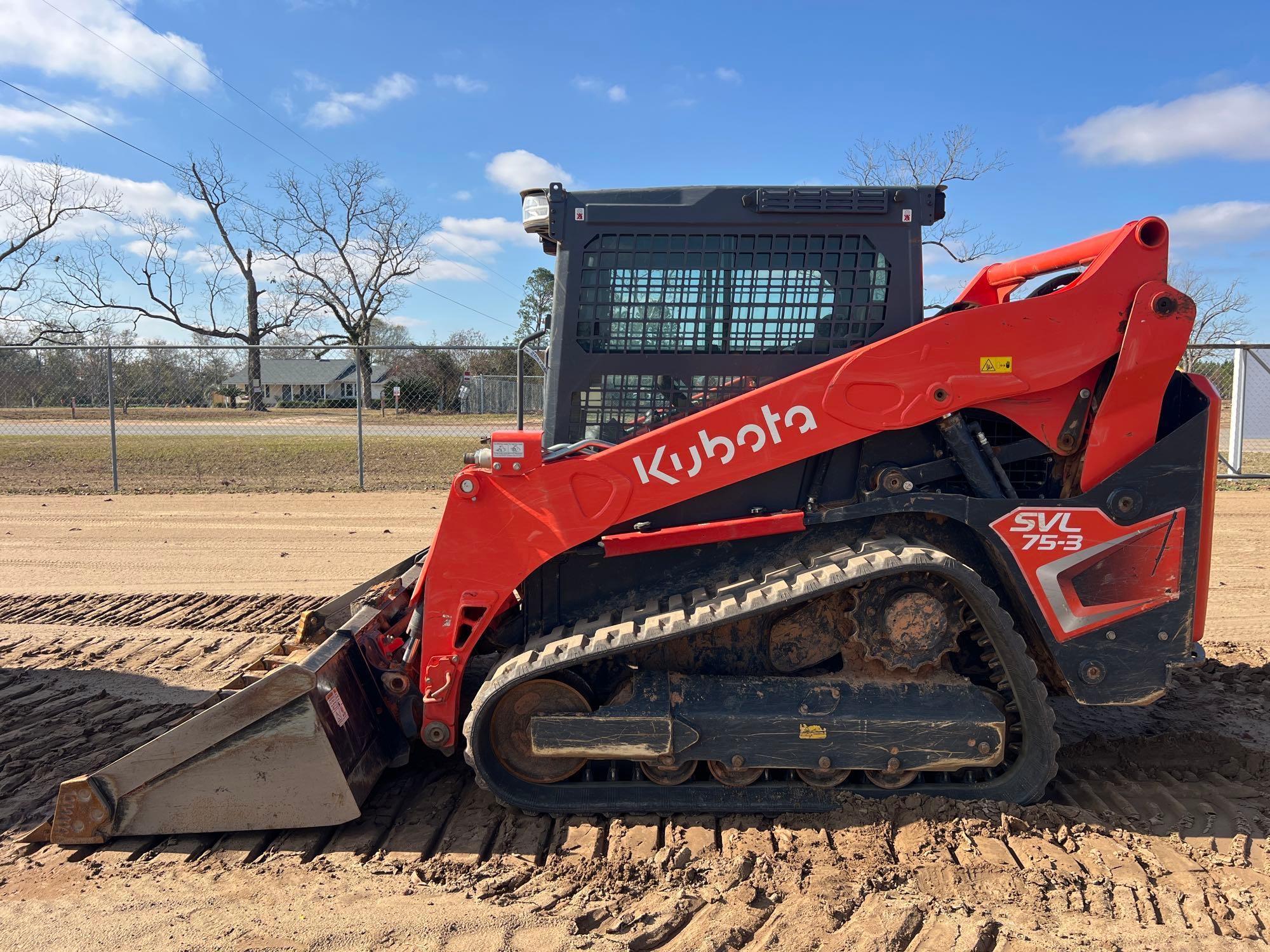KUBOTA SVL75-3 SKID STEER
