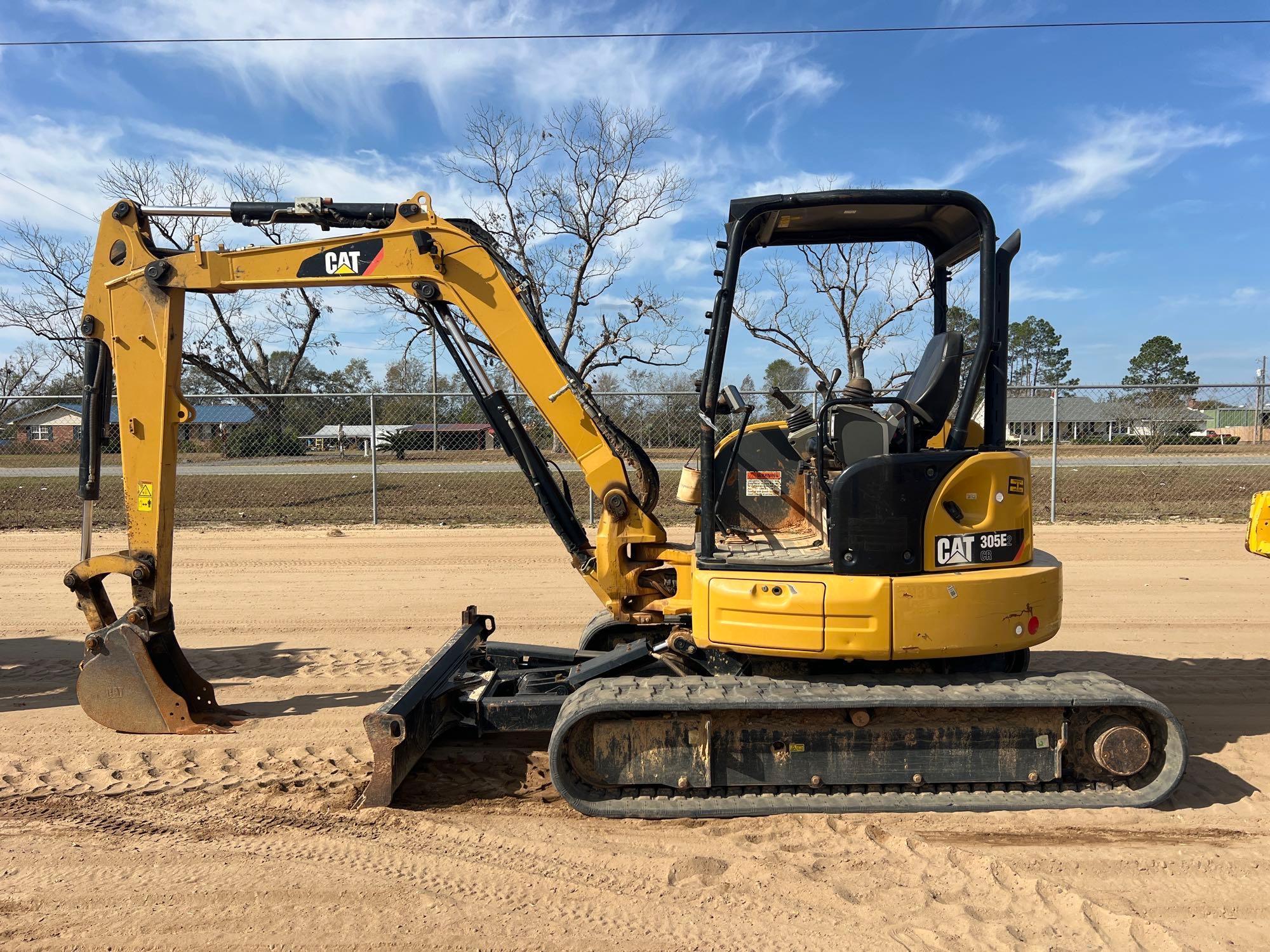 2019 CATERPILLAR 305E2 CR EXCAVATOR