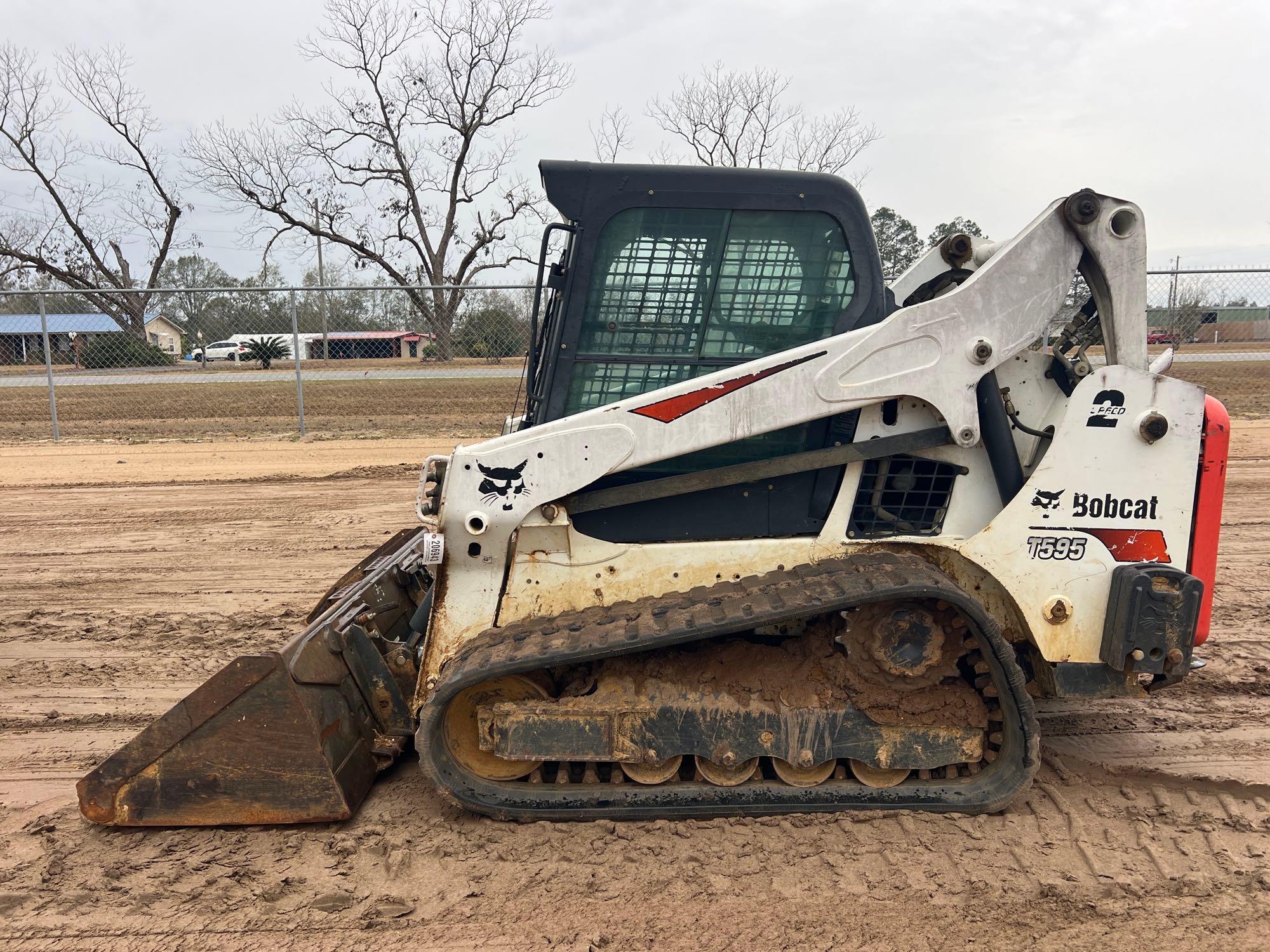 2017 BOBCAT T595 SKID STEER