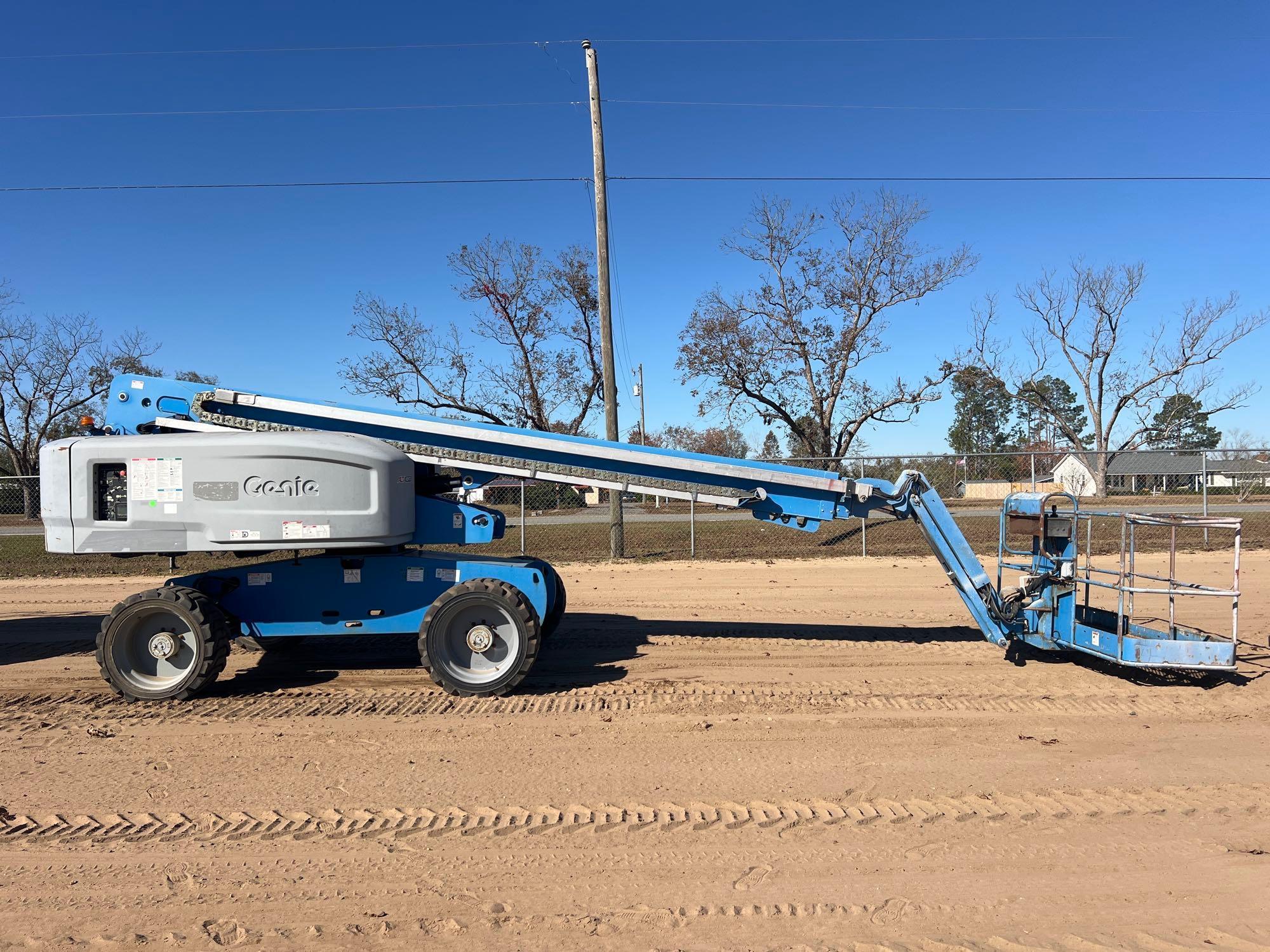 2015 GENIE S-65 TELESCOPIC BOOM LIFT