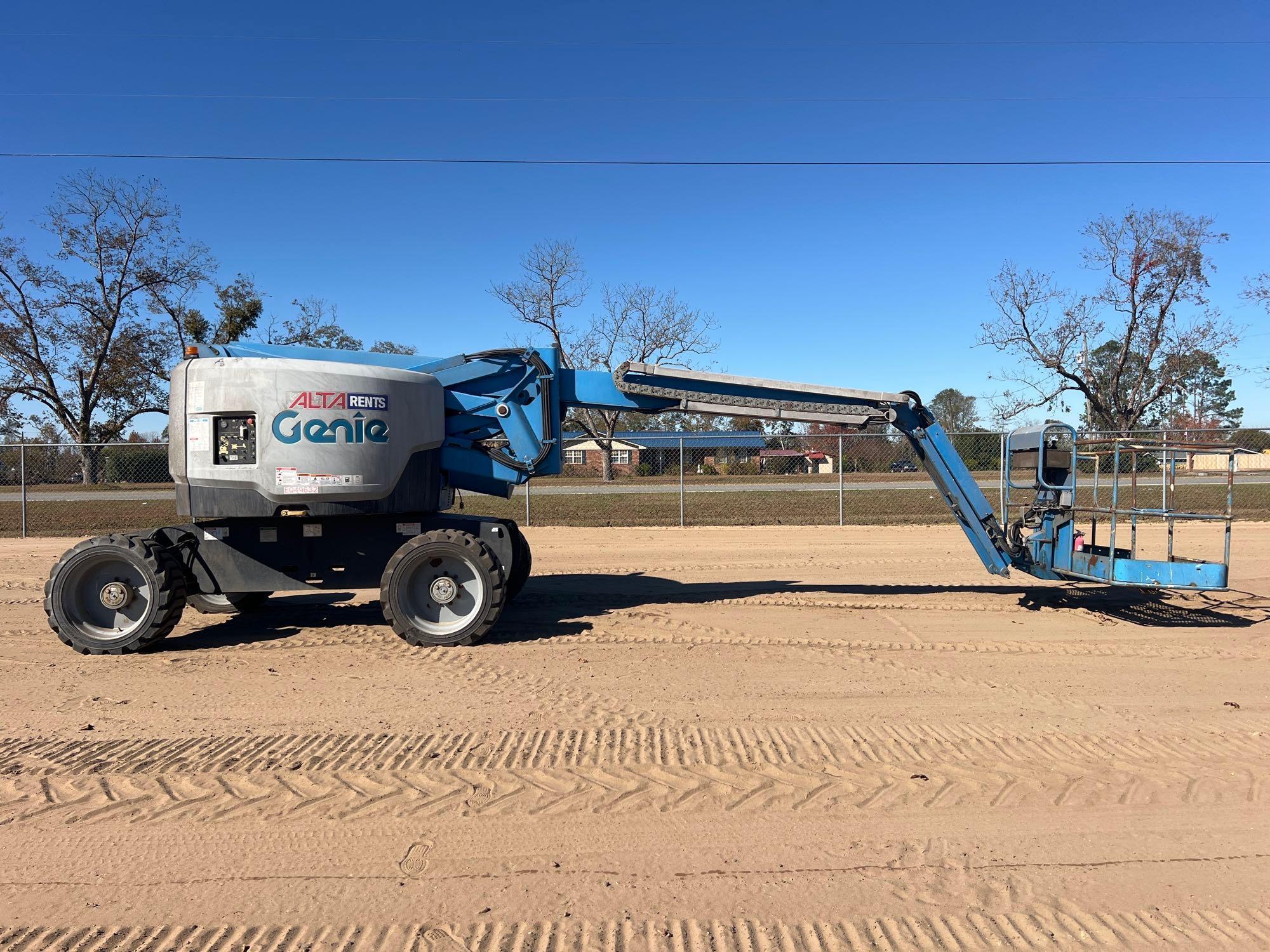 2015 GENIE Z-62/40 TELESCOPIC/SCISSORING BOOM LIFT