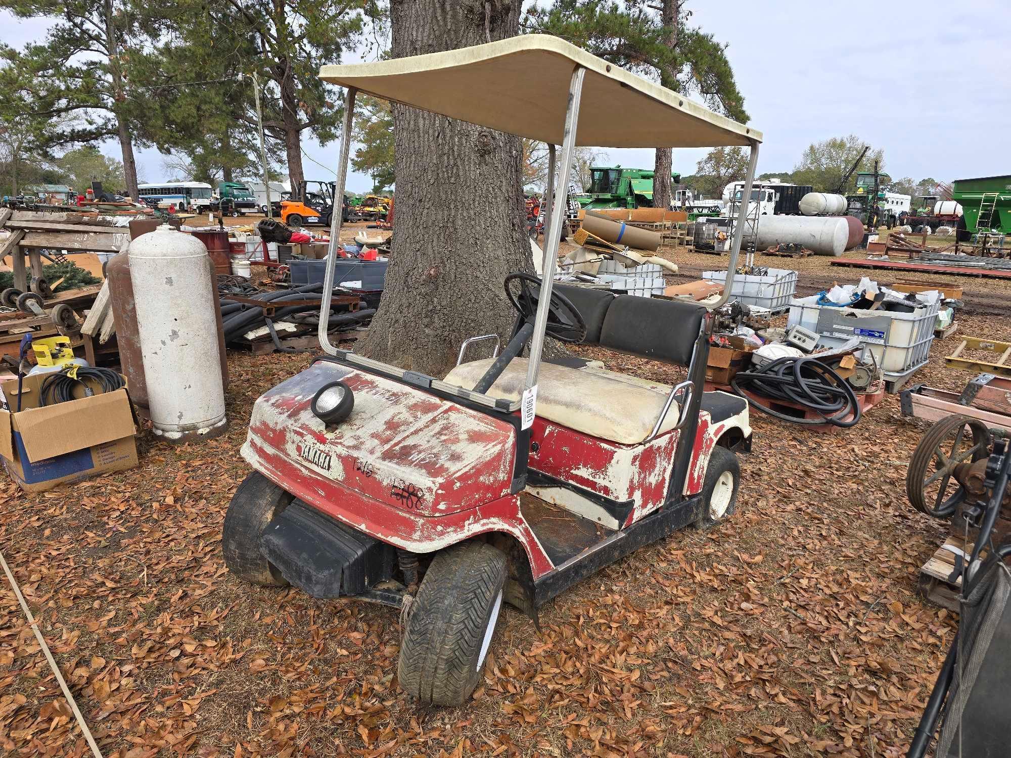 (INOP) YAMAHA GAS GOLF CART