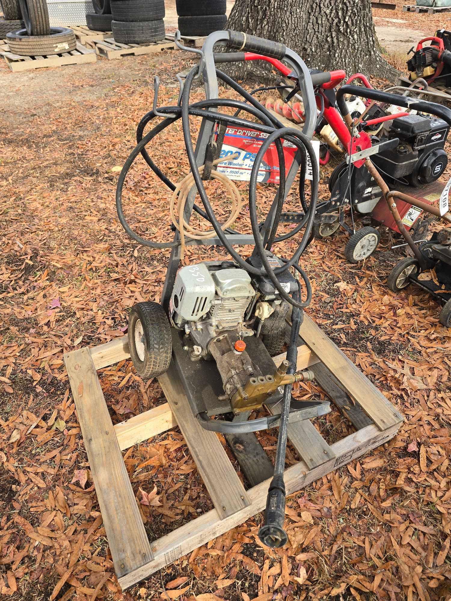 POWER WASHER W/ HONDA ENG