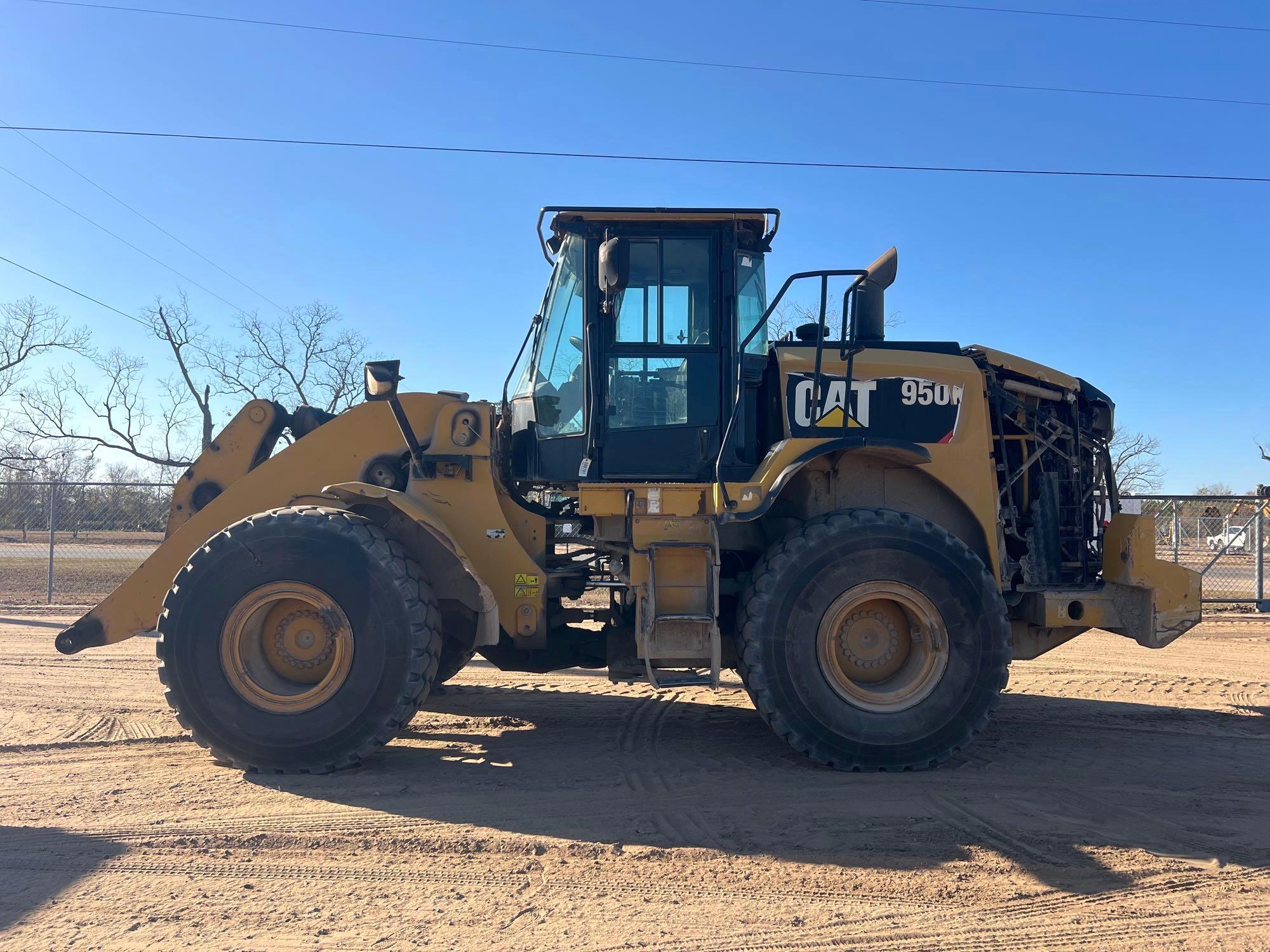 2013 CATERPILLAR 950K WHEEL LOADER