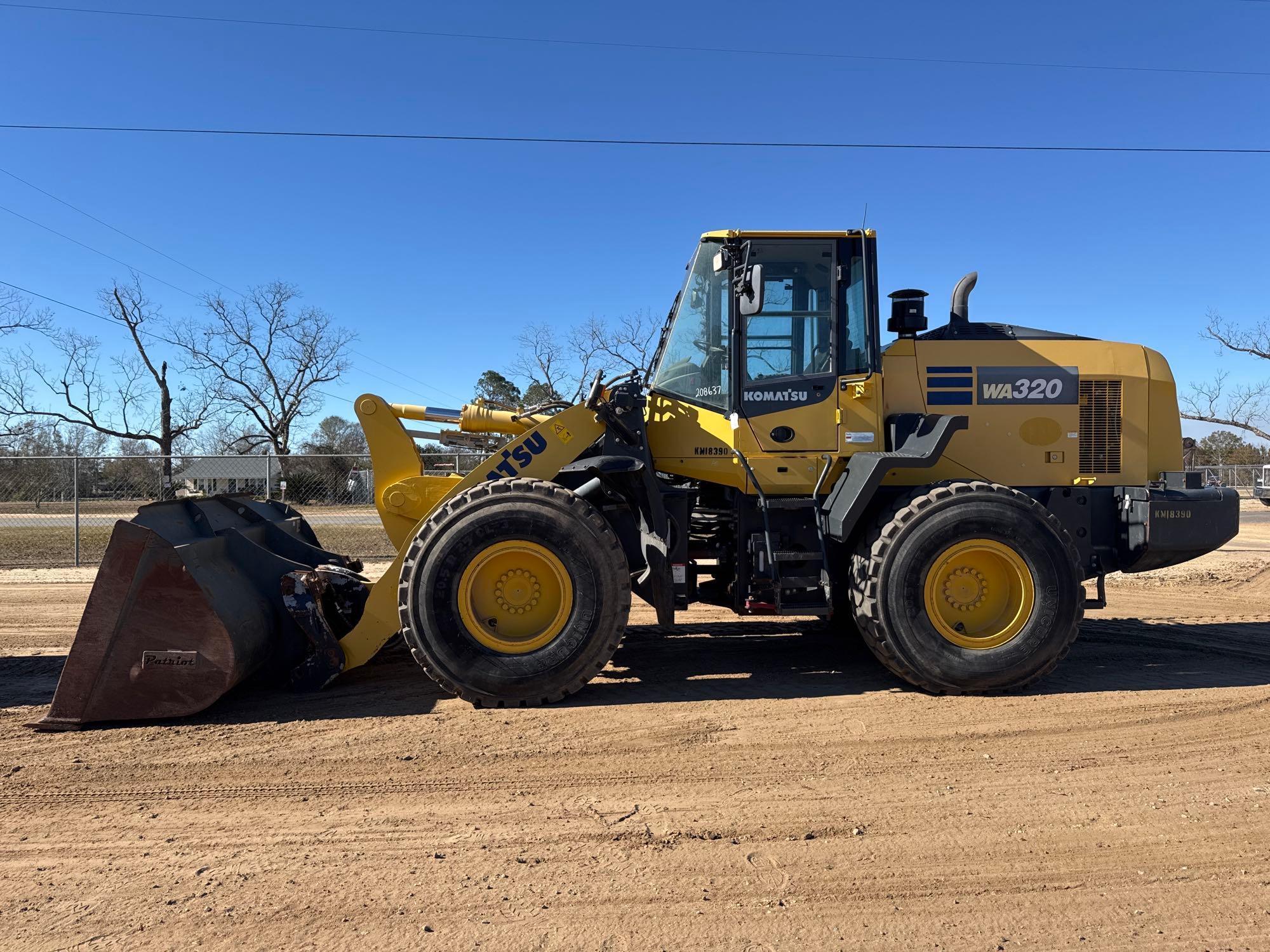 2018 KOMATSU WA320-8 WHEEL LOADER
