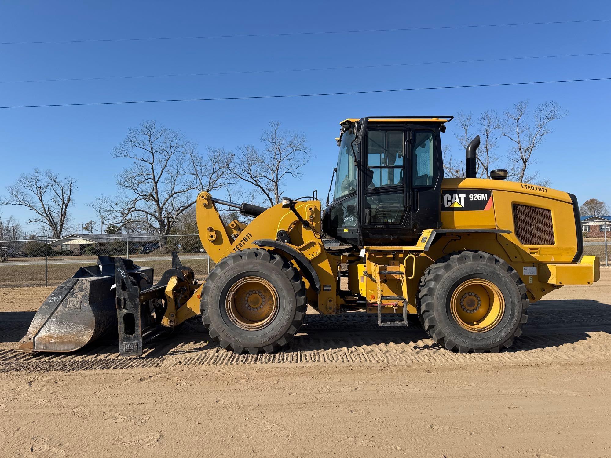 2019 CATERPILLAR 926M WHEEL LOADER