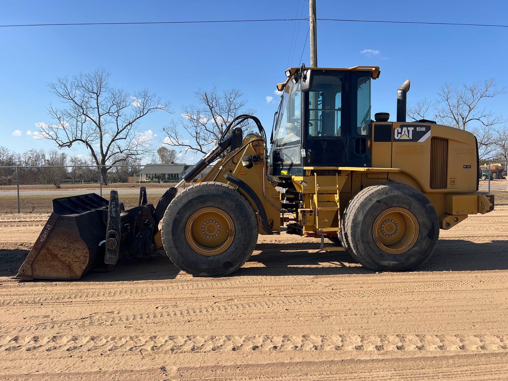 2010 CATERPILLAR 924H WHEEL LOADER