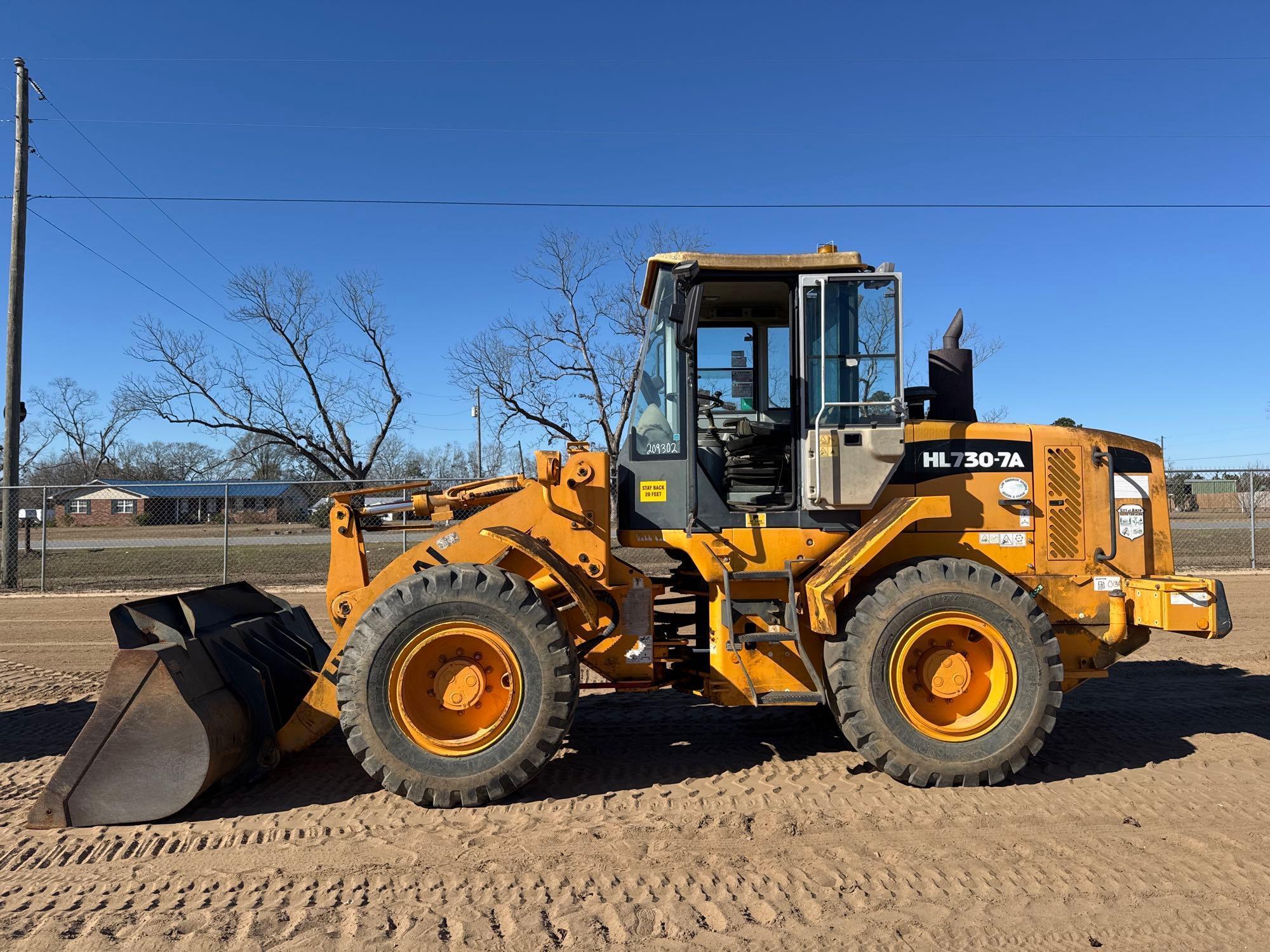HYUNDAI HL730-7A WHEEL LOADER