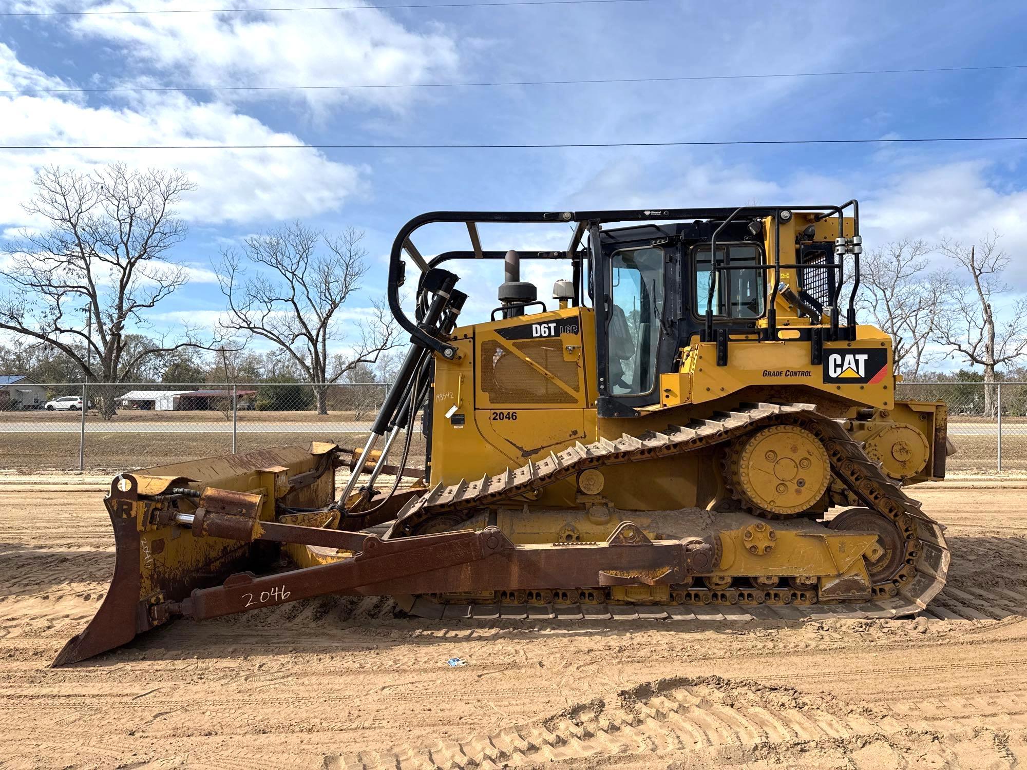 2019 CATERPILLAR D6T LGP HI TRACK CRAWLER DOZER